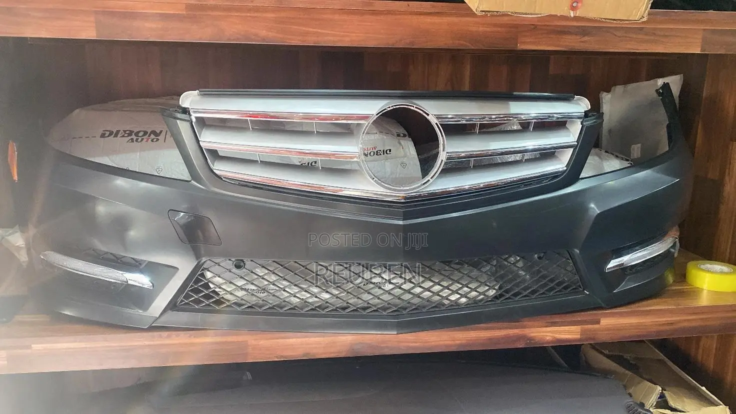 Mercedes Benz C250 ( W204 ) Front Bumper Complete