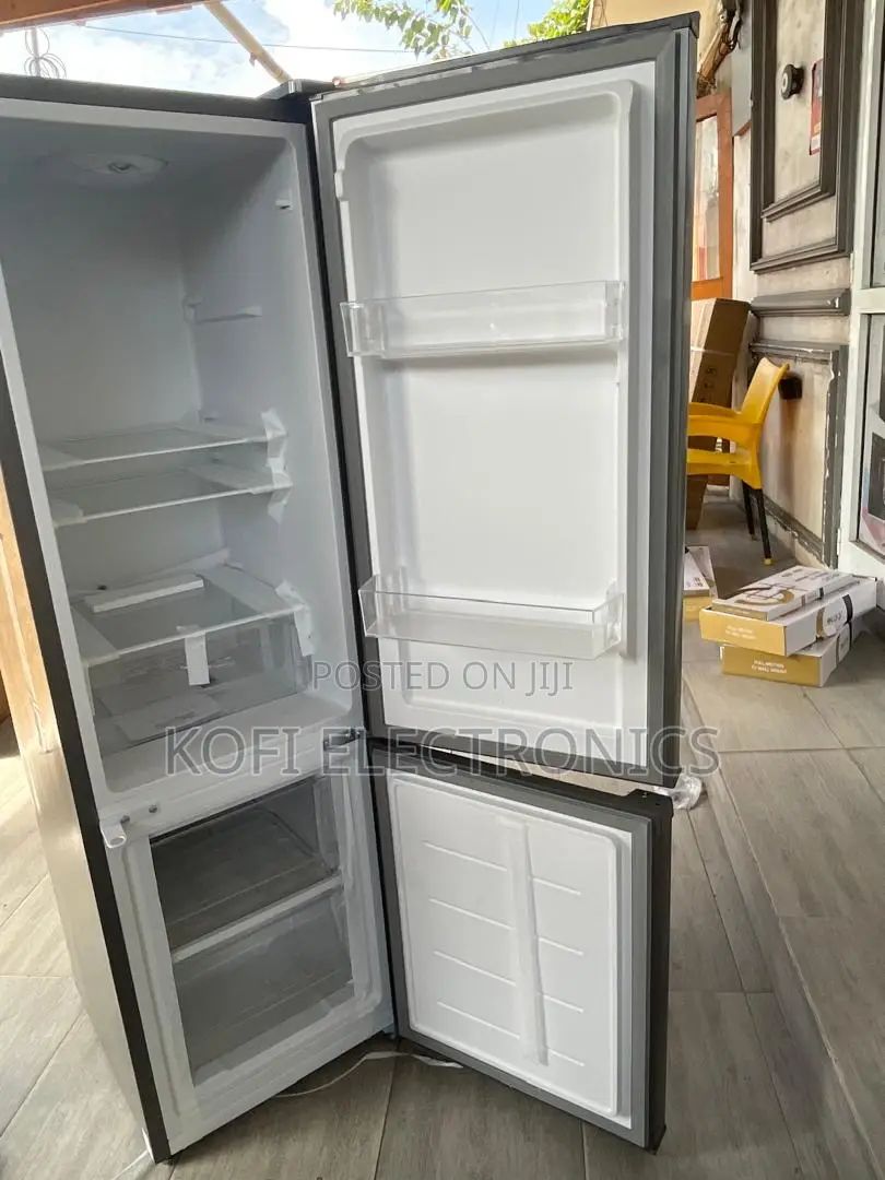 Zara 161l Space-Saving Bottom Freezer Refrigerator