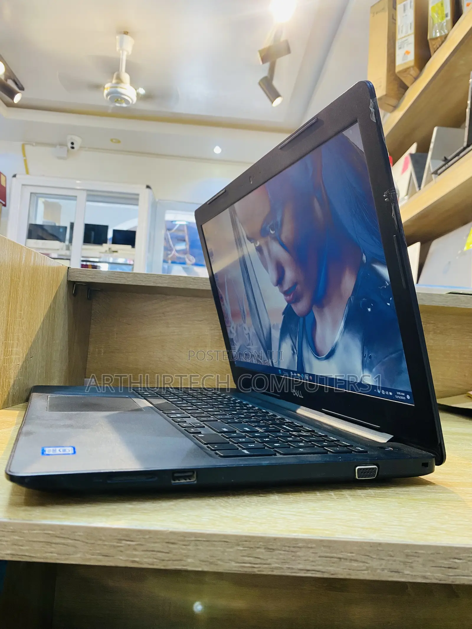 Laptop Dell Latitude 3590 4GB Intel Core I5 SSD 256GB