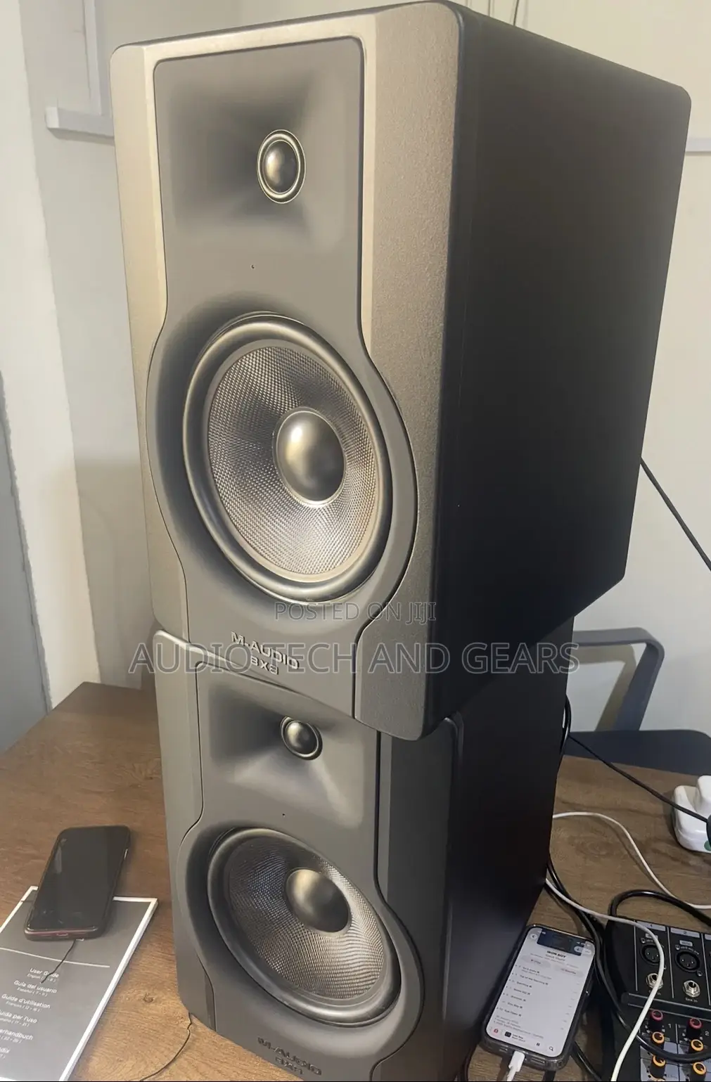 M-Audio Bx8 D3 Studio Monitors