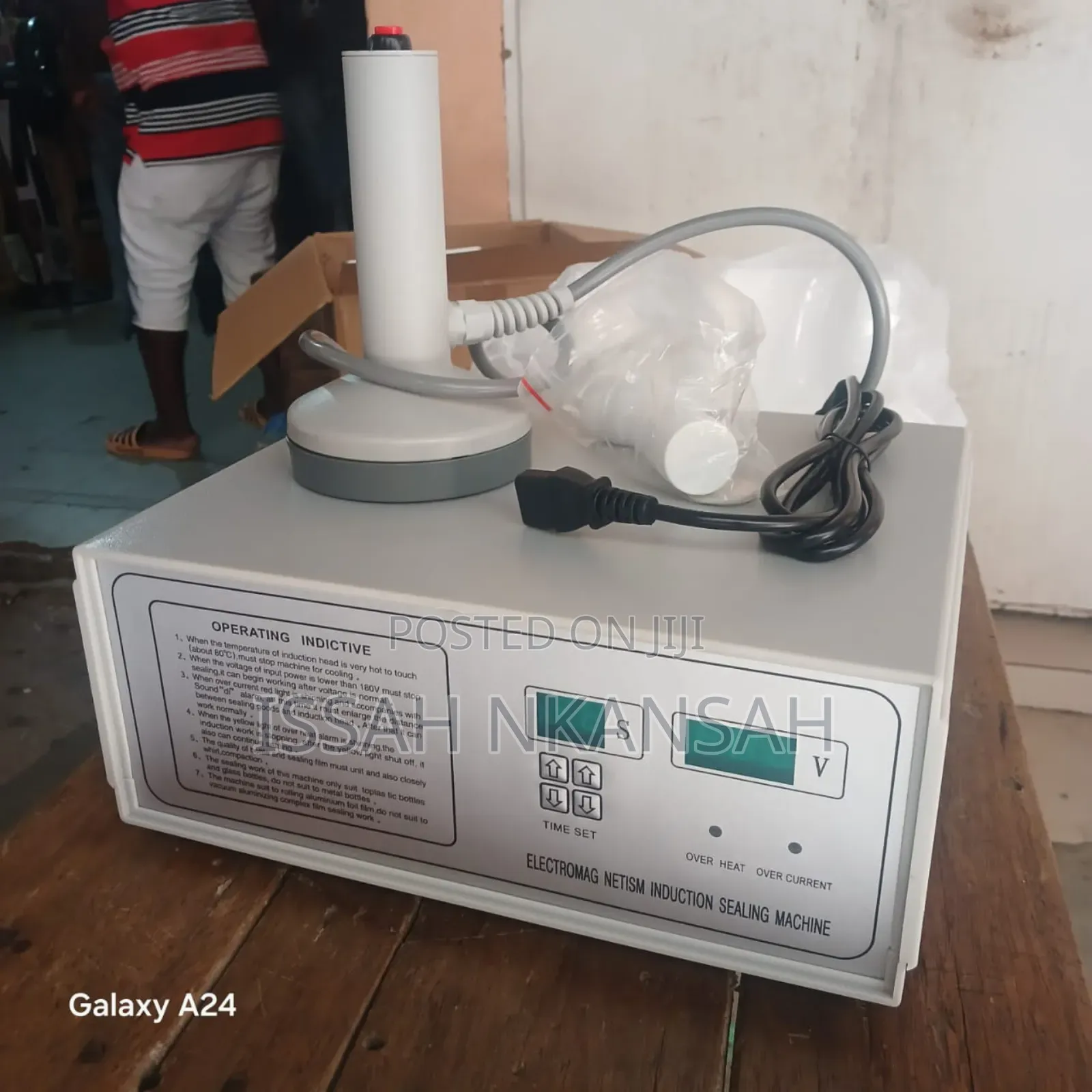 Electromagnetic Induction Sealing Machine
