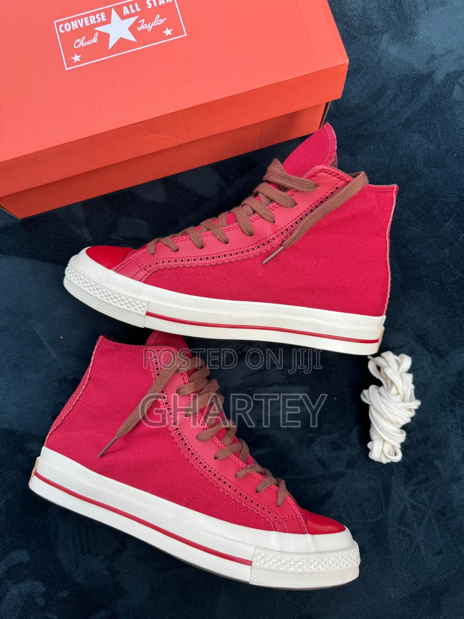 Converse All Star Chuck Taylor High-Top Sneakers – Bold Red Classic