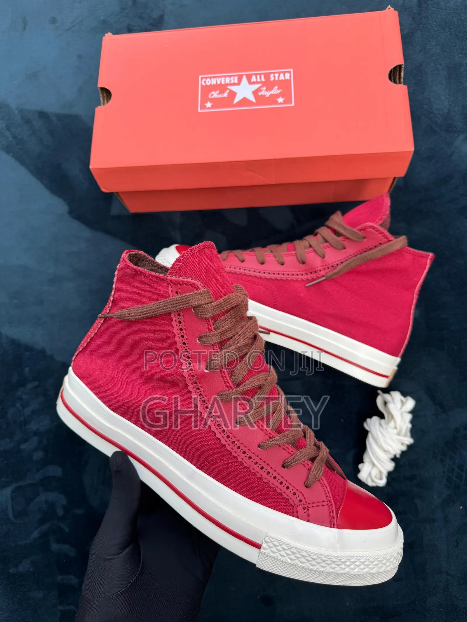 Converse All Star Chuck Taylor High-Top Sneakers – Bold Red Classic