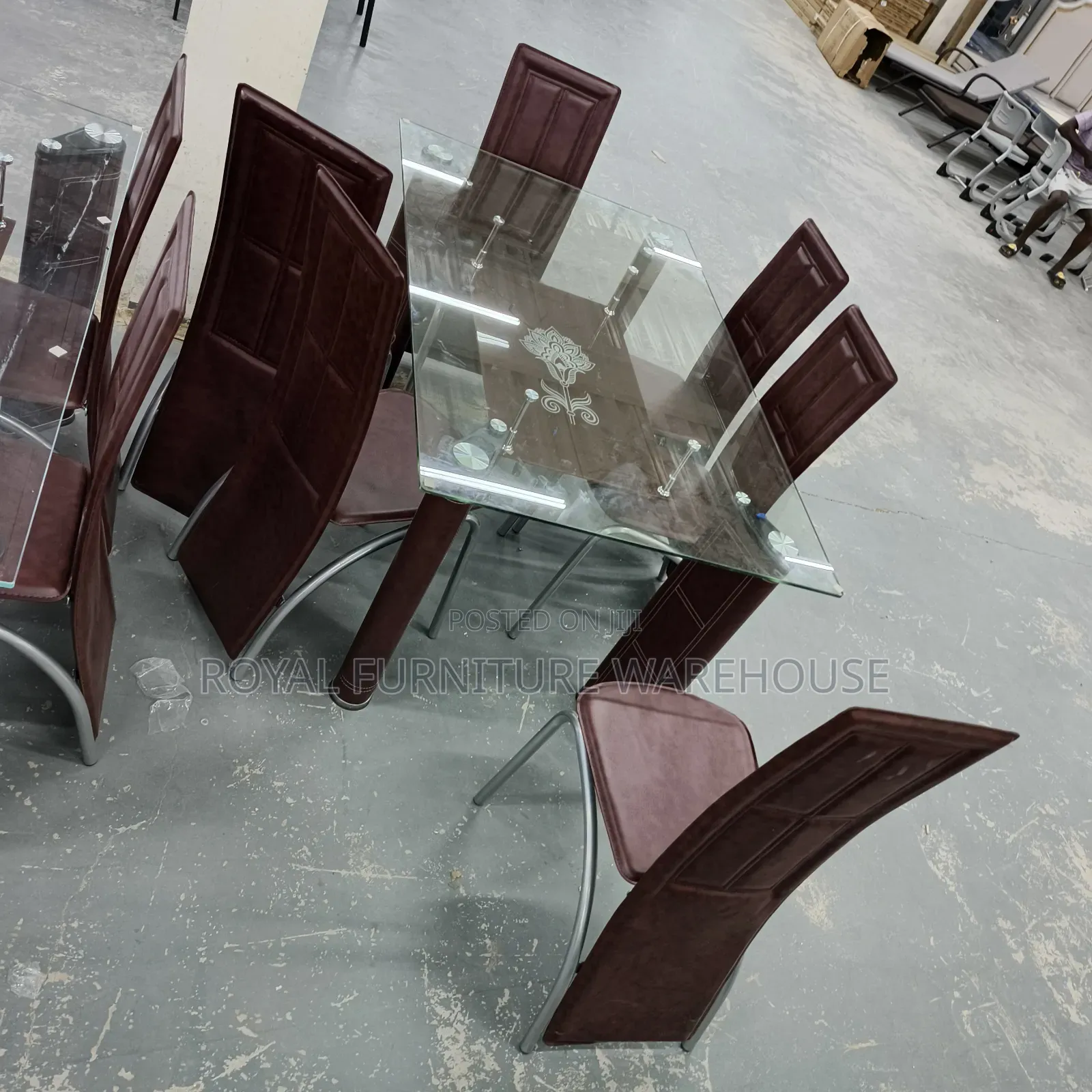 Transparent and Red Wine Buffet Table
