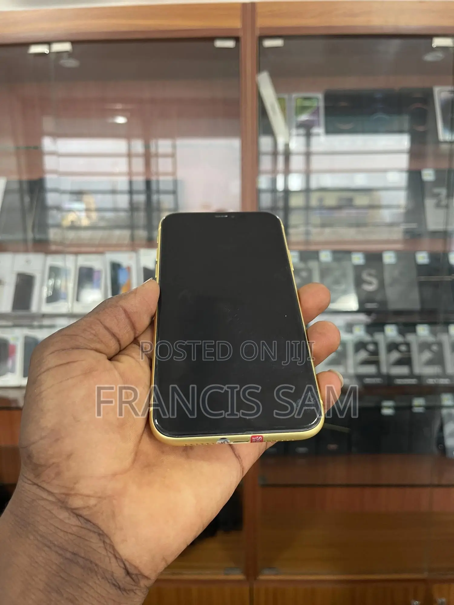 Apple iPhone 11 64 GB Yellow