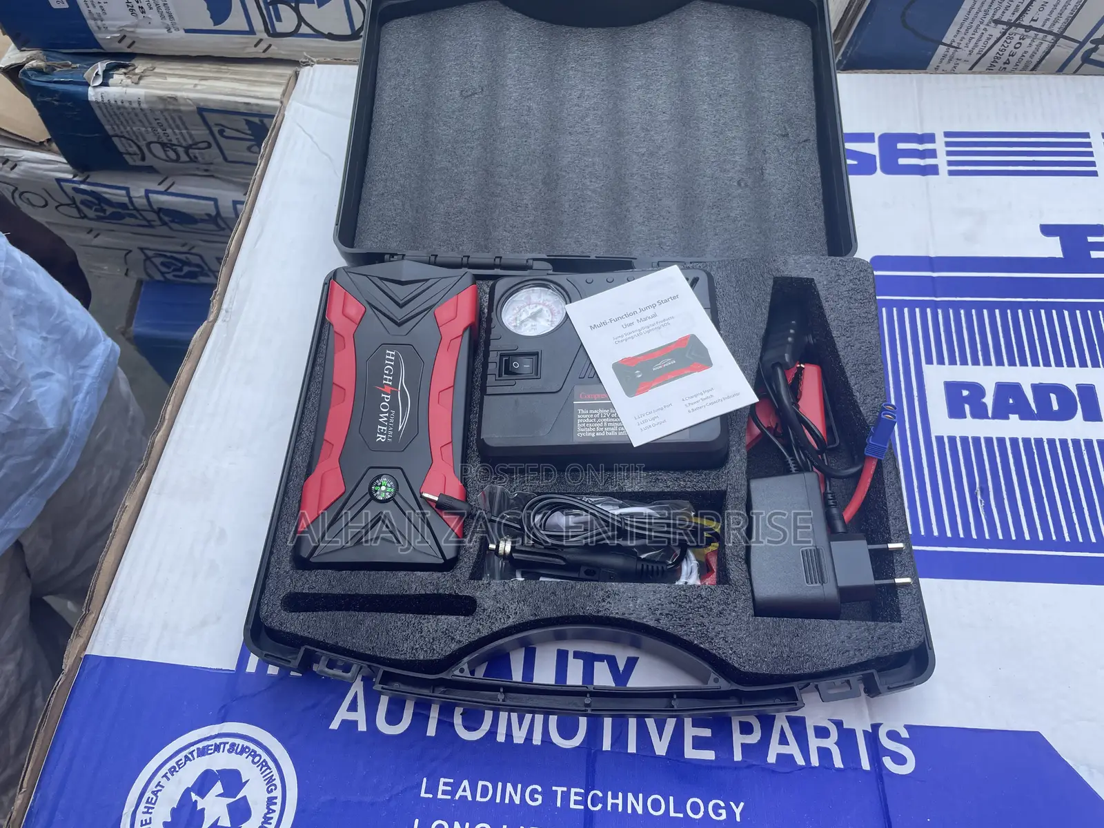 Car Jump Starter With Universal Tyre Pump