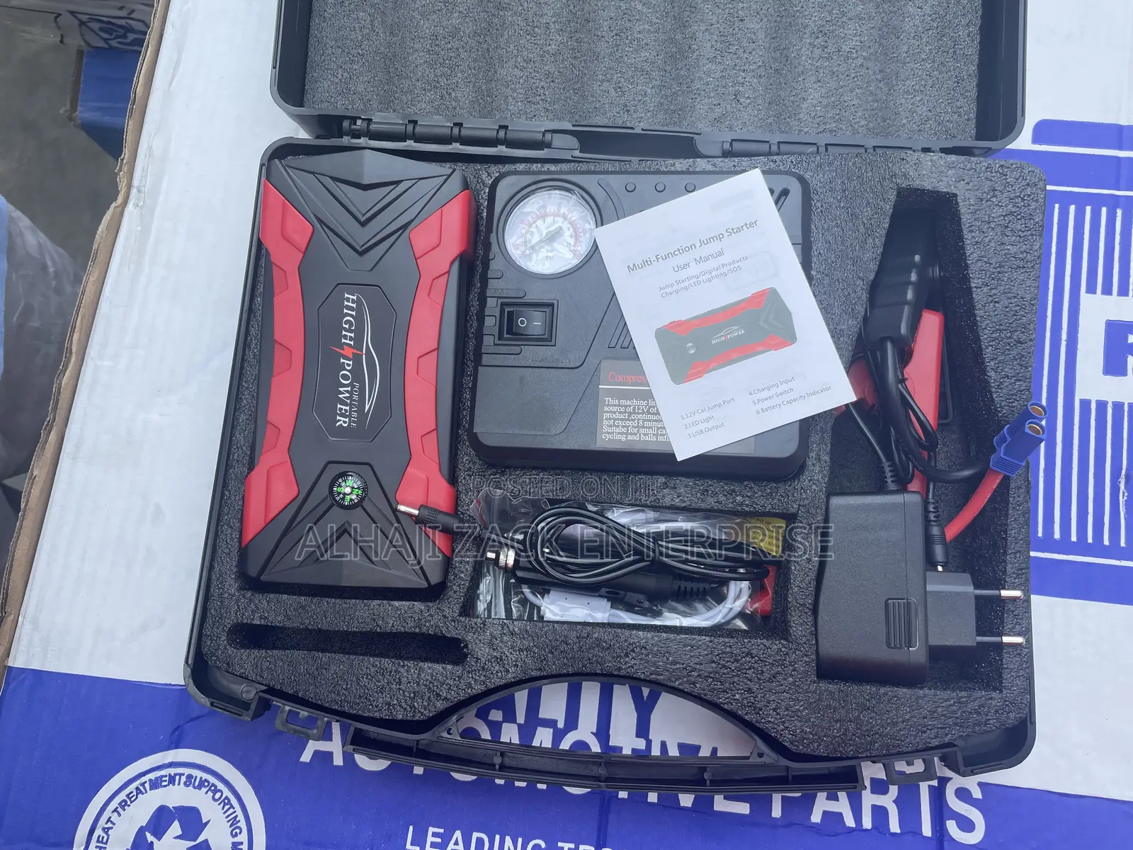 Car Jump Starter With Universal Tyre Pump