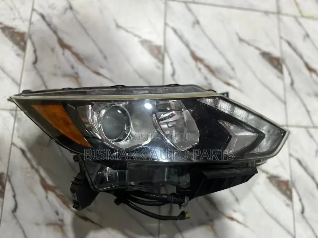 Nissan Qashqai/ Rogue 2017-2018-2019 Headlight