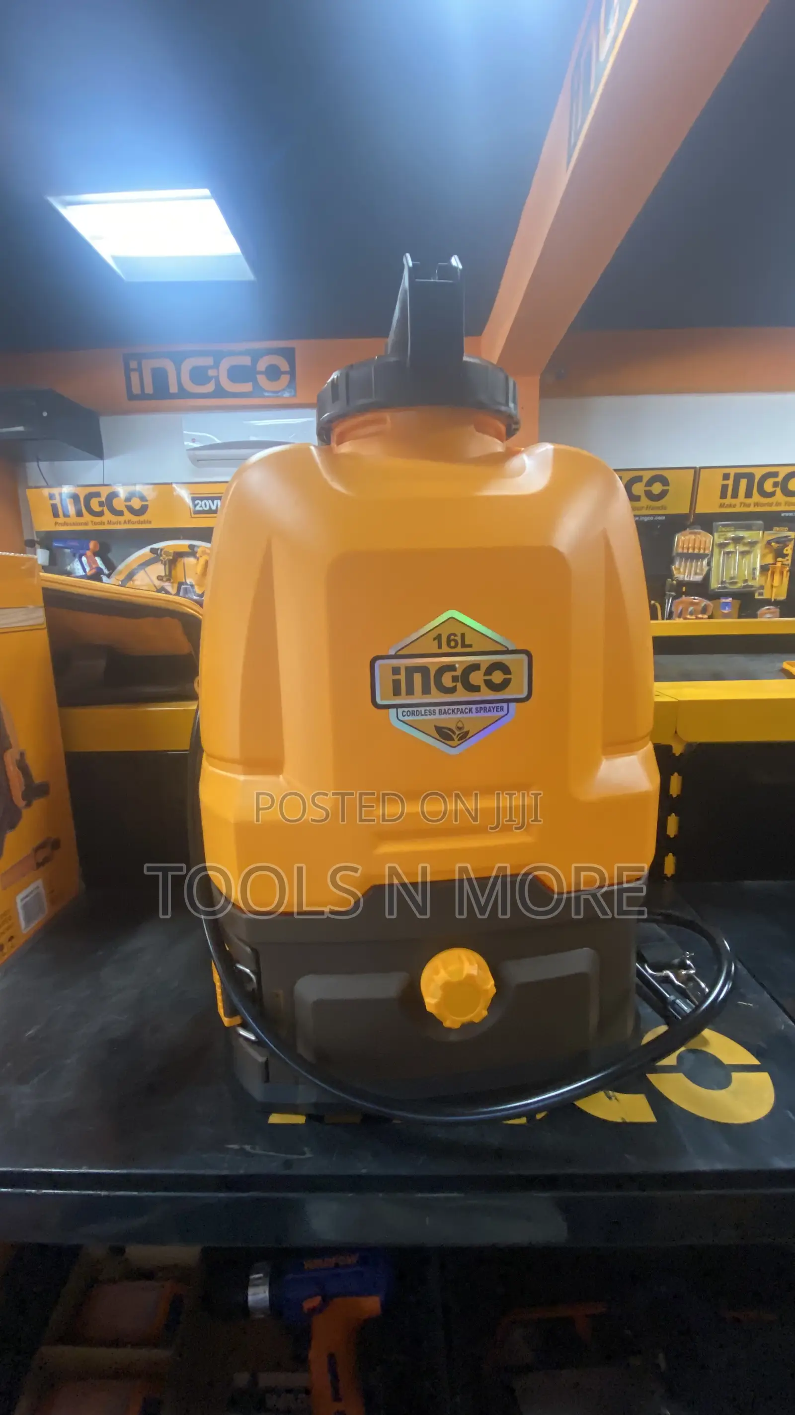 Ingco Cordless Backpack Sprayer