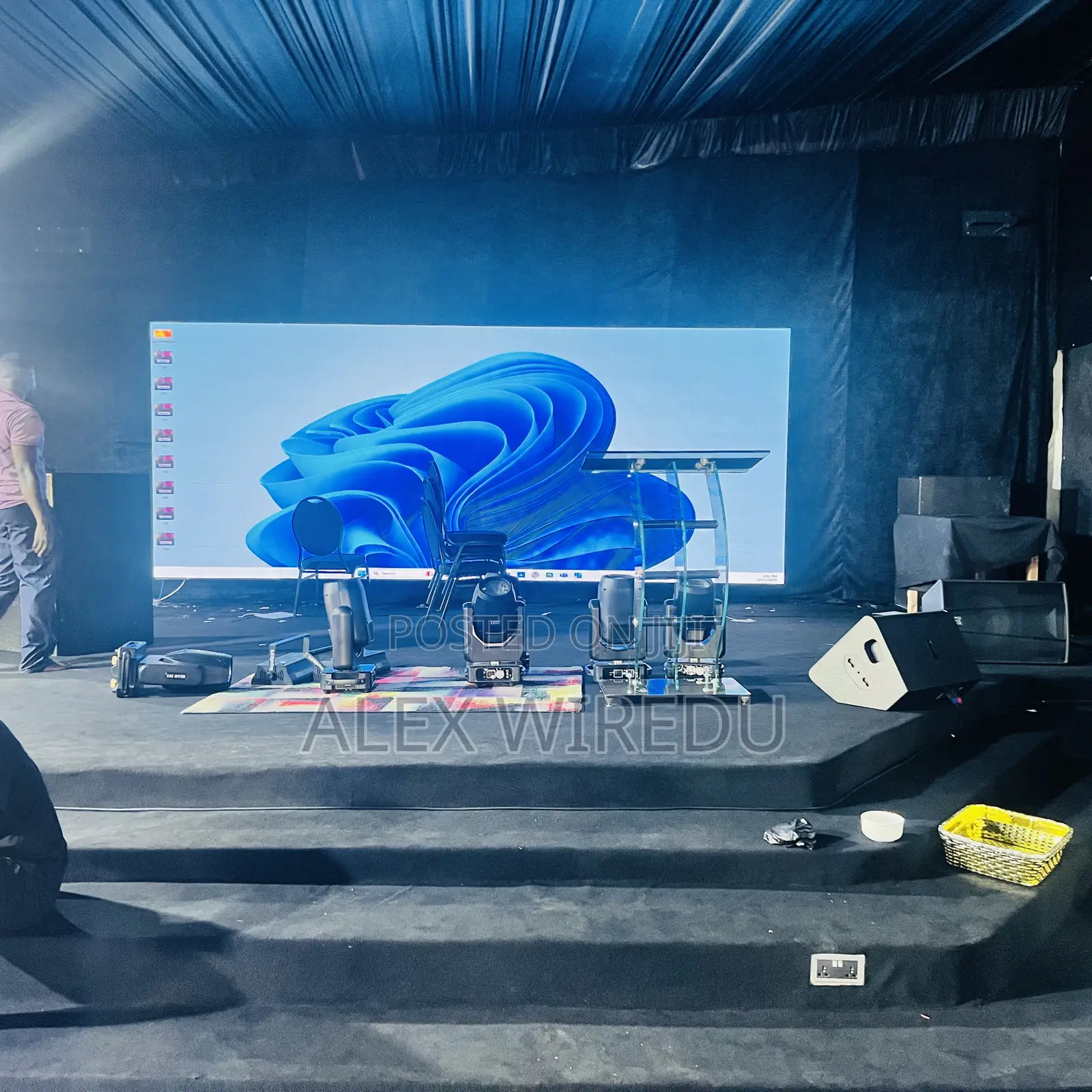 Led Screen Indoors and Outdoor
