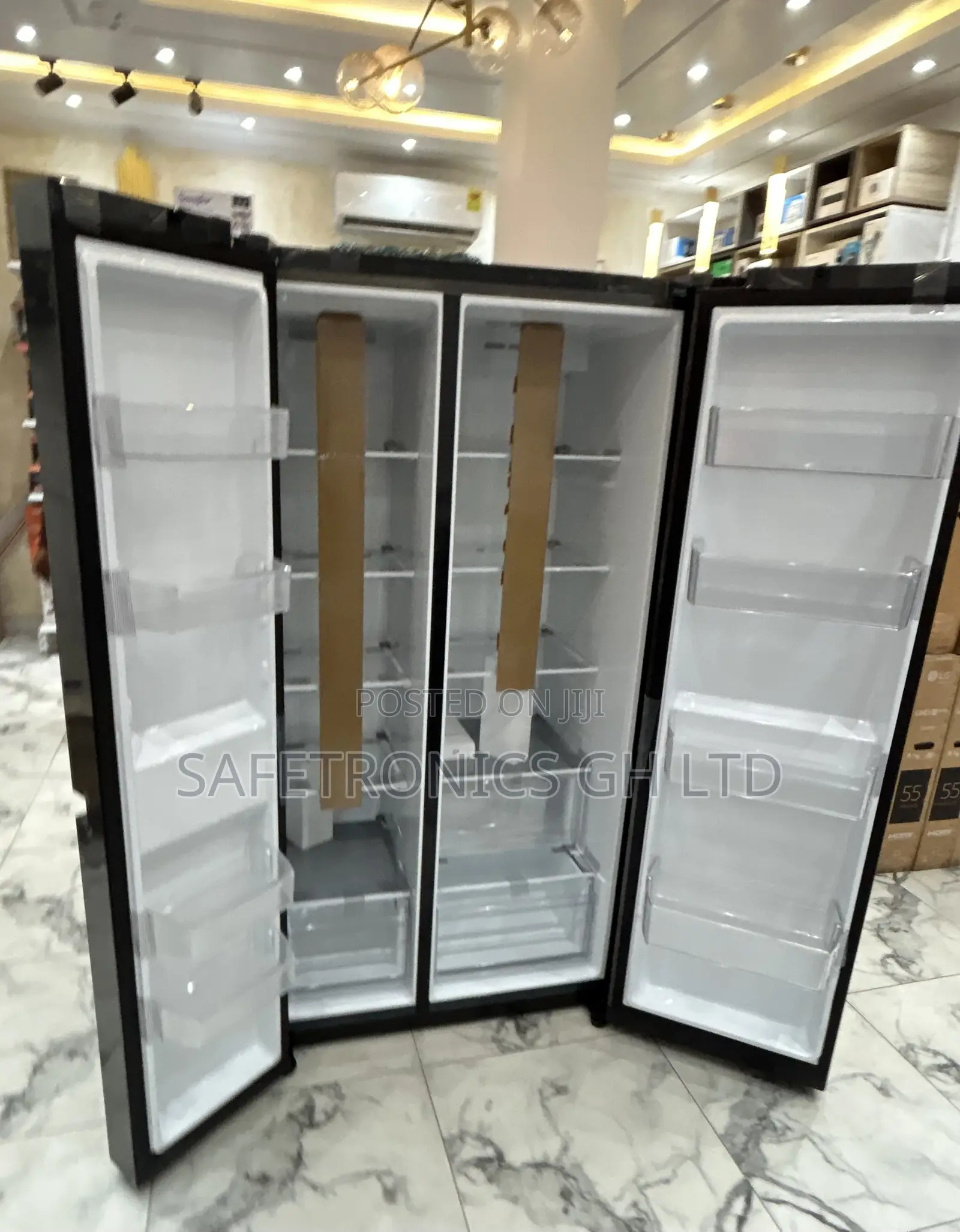 Available New Side by Side 674 Liters Grey Lg Electric Fridge