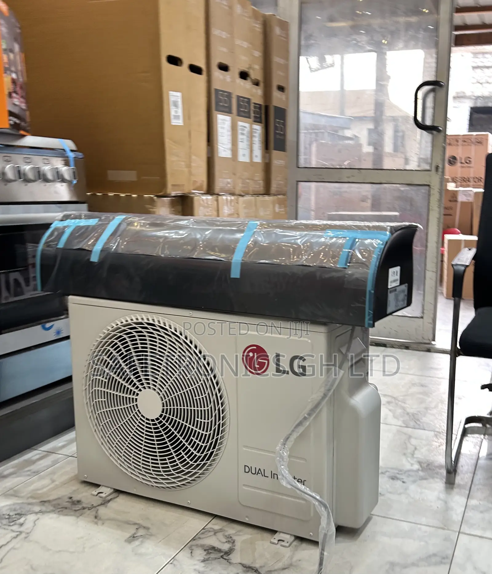 Affordable Lg (Black) 2.5 Horsepower Dual Inverter Split Type Ac