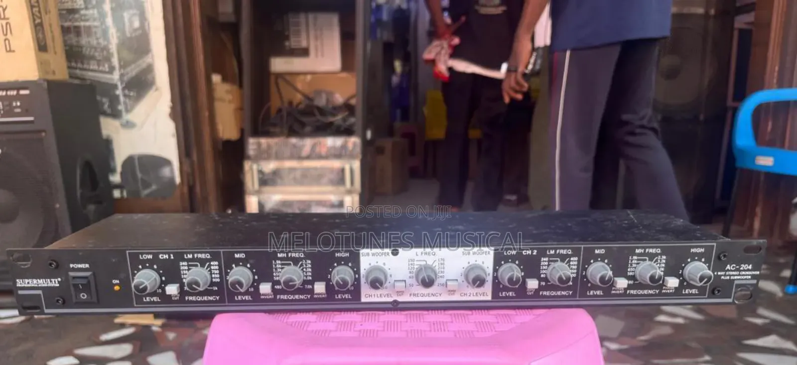 Supermulti Ac-204 Stereo 4-Way Professional Audio Crossover.