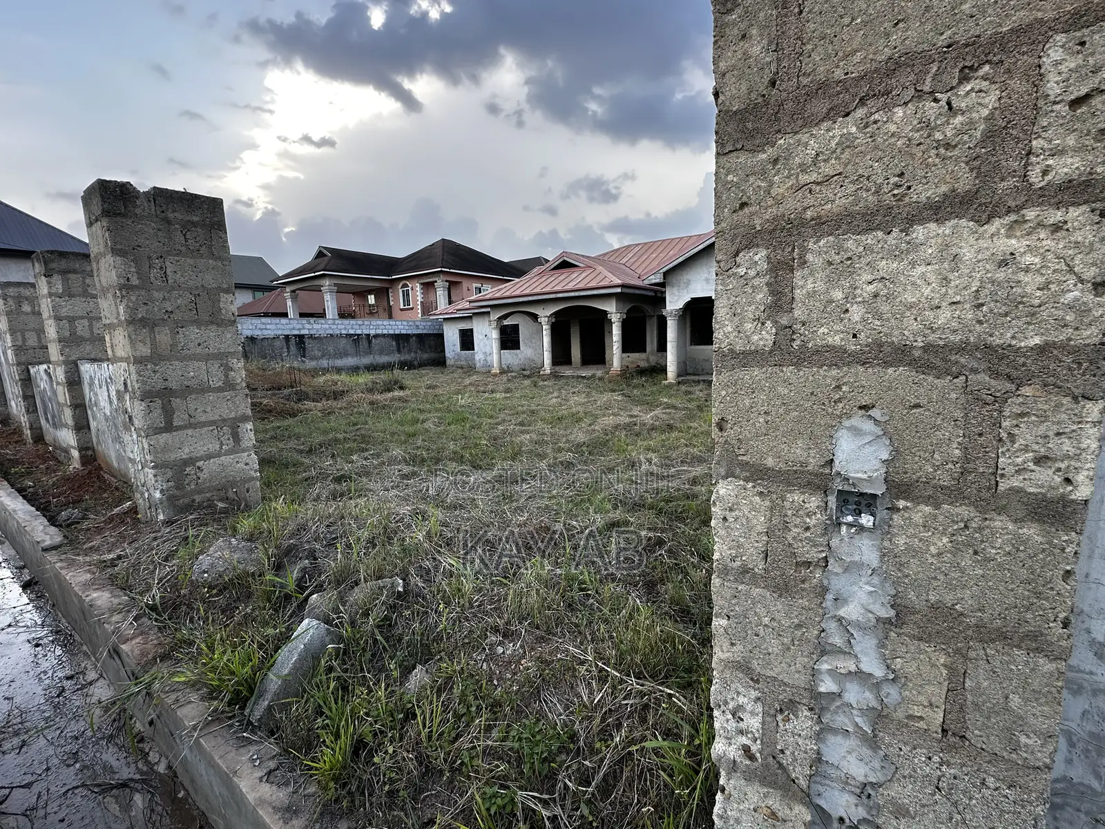 6bdrm House in Ahenema Kokoben, Kumasi Metropolitan for sale