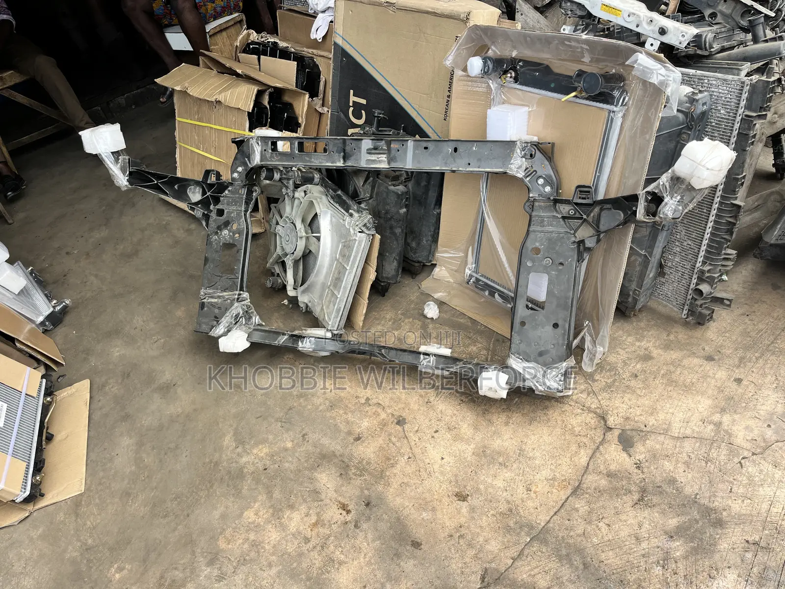 Hyundai Tucson 2017 Radiator Support