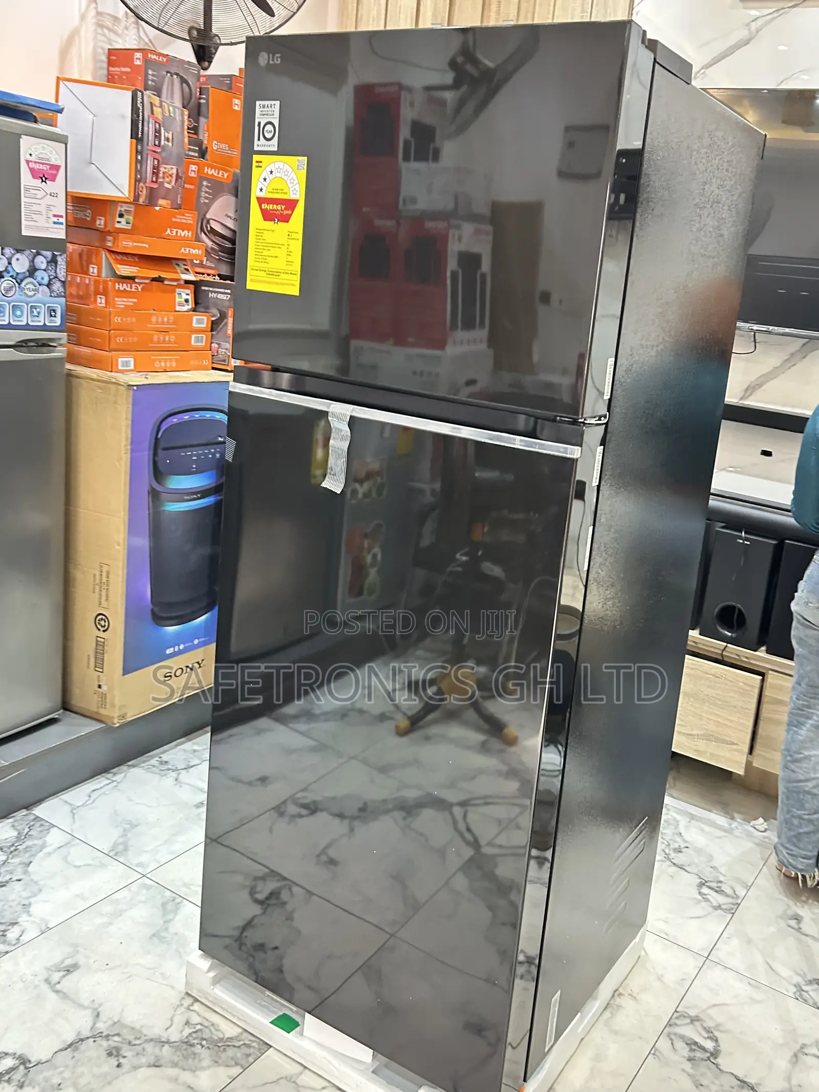 Call Fir Quality 395 Liters Lg Top Mount Doubledoor Fridge