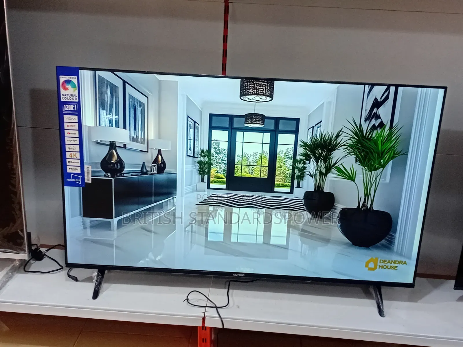 Turn Your Room Into Cinema Ailyons 55”