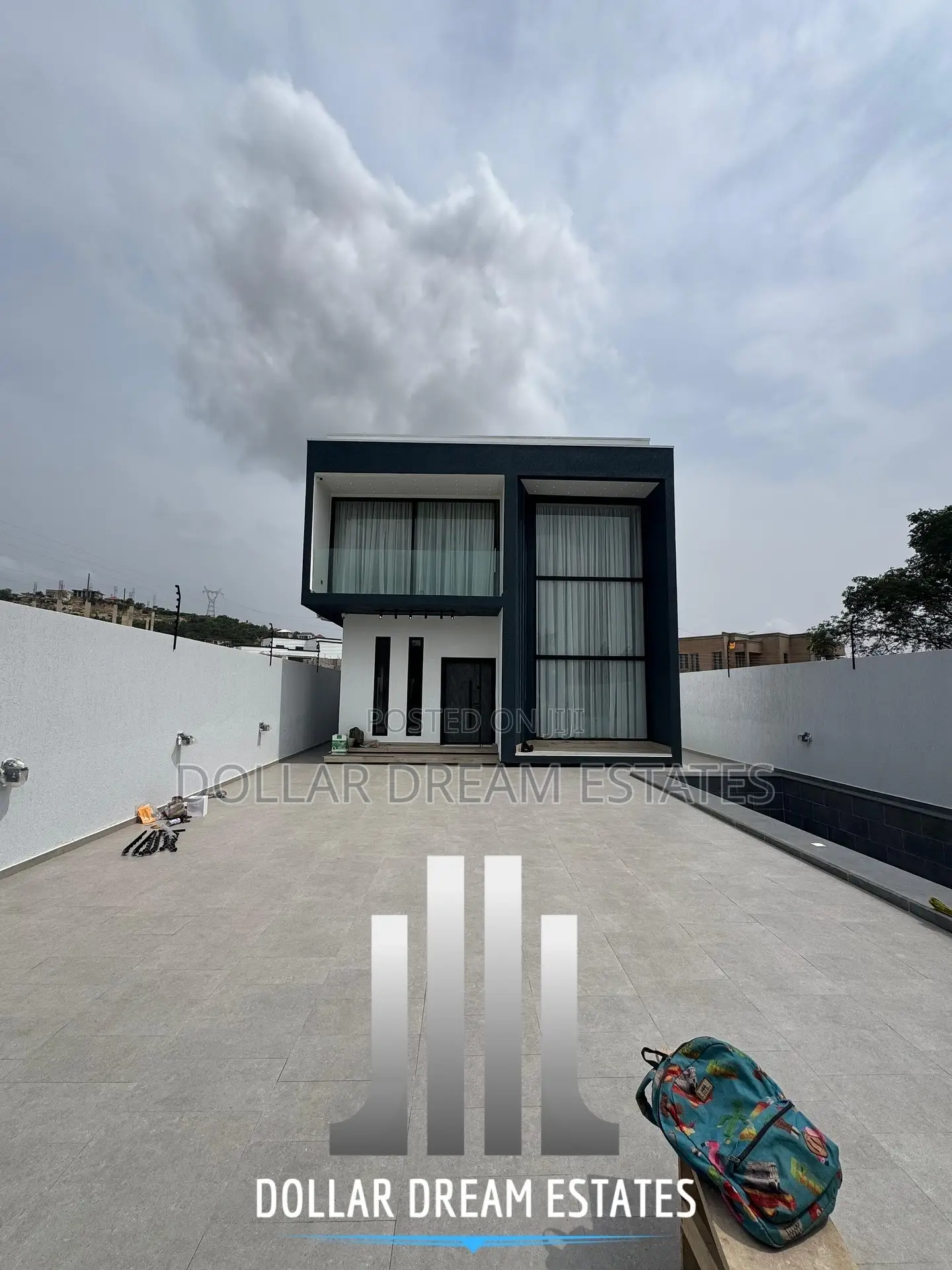 4bdrm House in Kwabenya for sale