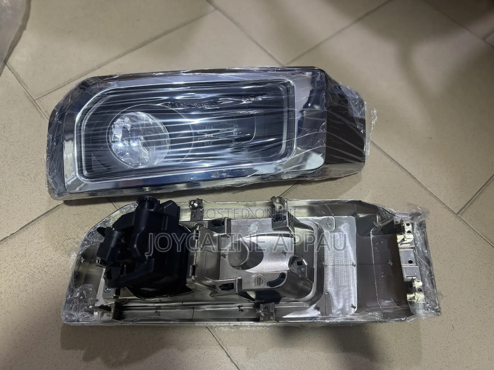 Toyota 4-Runner 2016 to 2020 Fog Light and Cover With Bulb