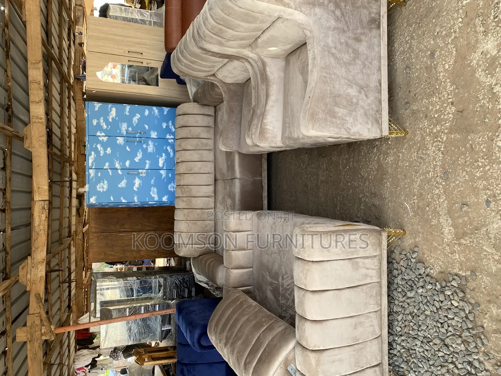 Quality Cloud Nine Sofas Set