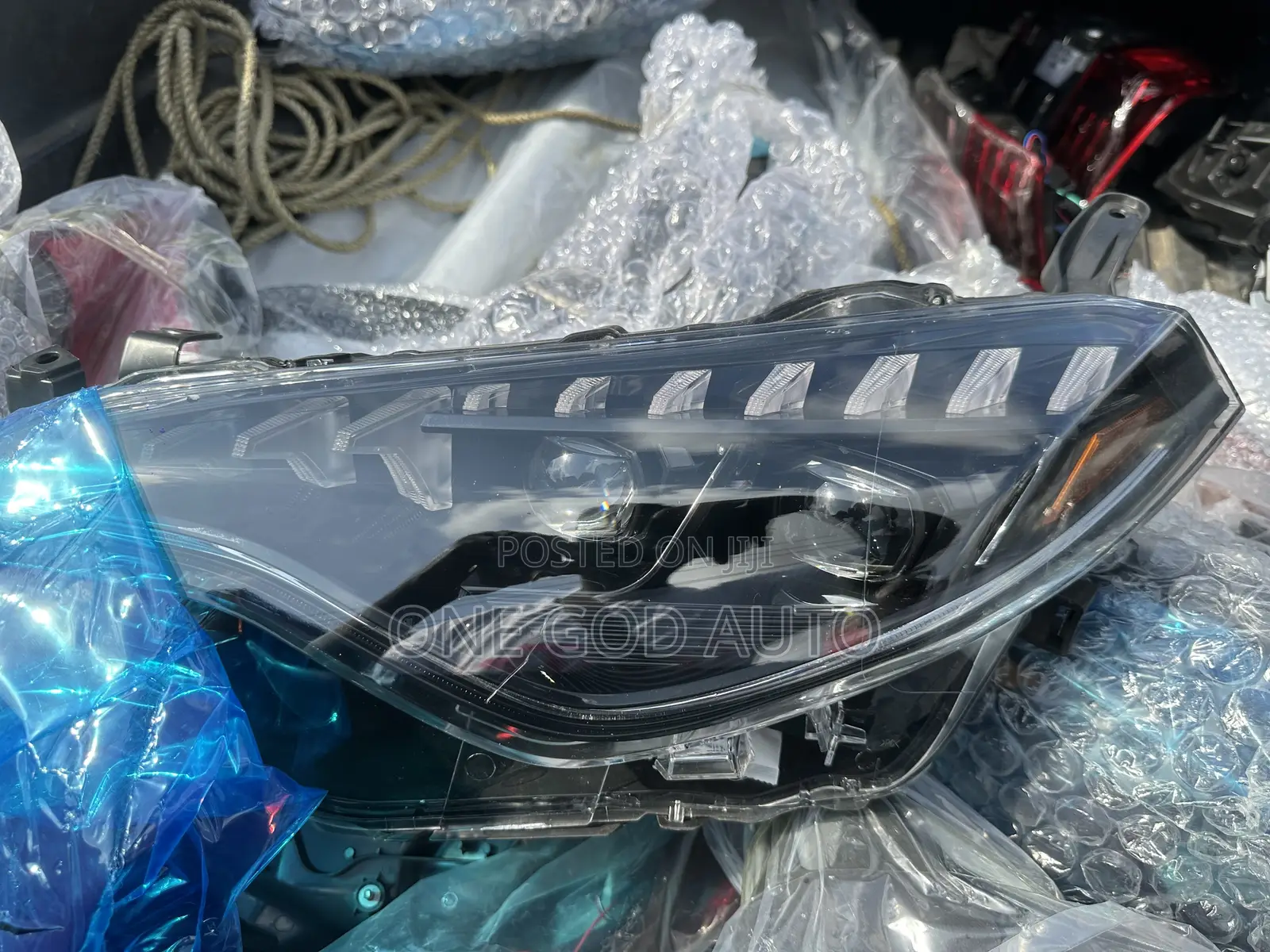 Toyota Corolla 2017,2018 Specs Headlight Pair