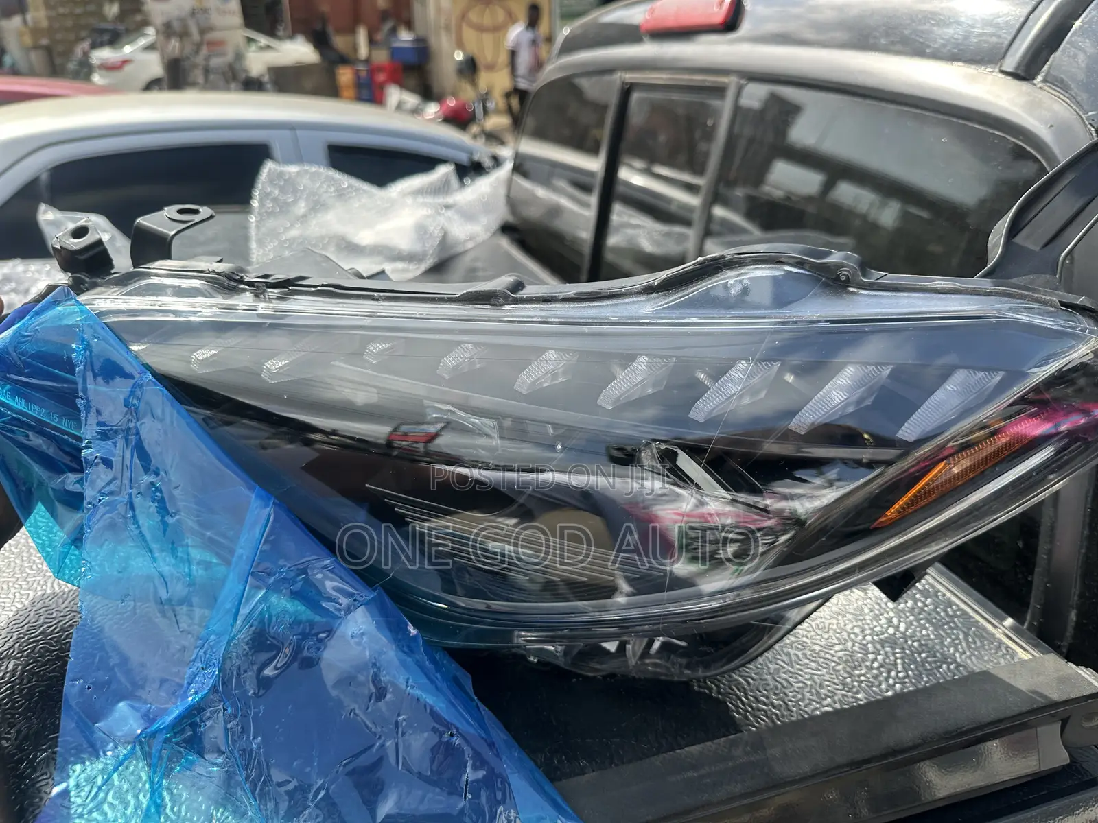 Toyota Corolla 2017,2018 Specs Headlight Pair
