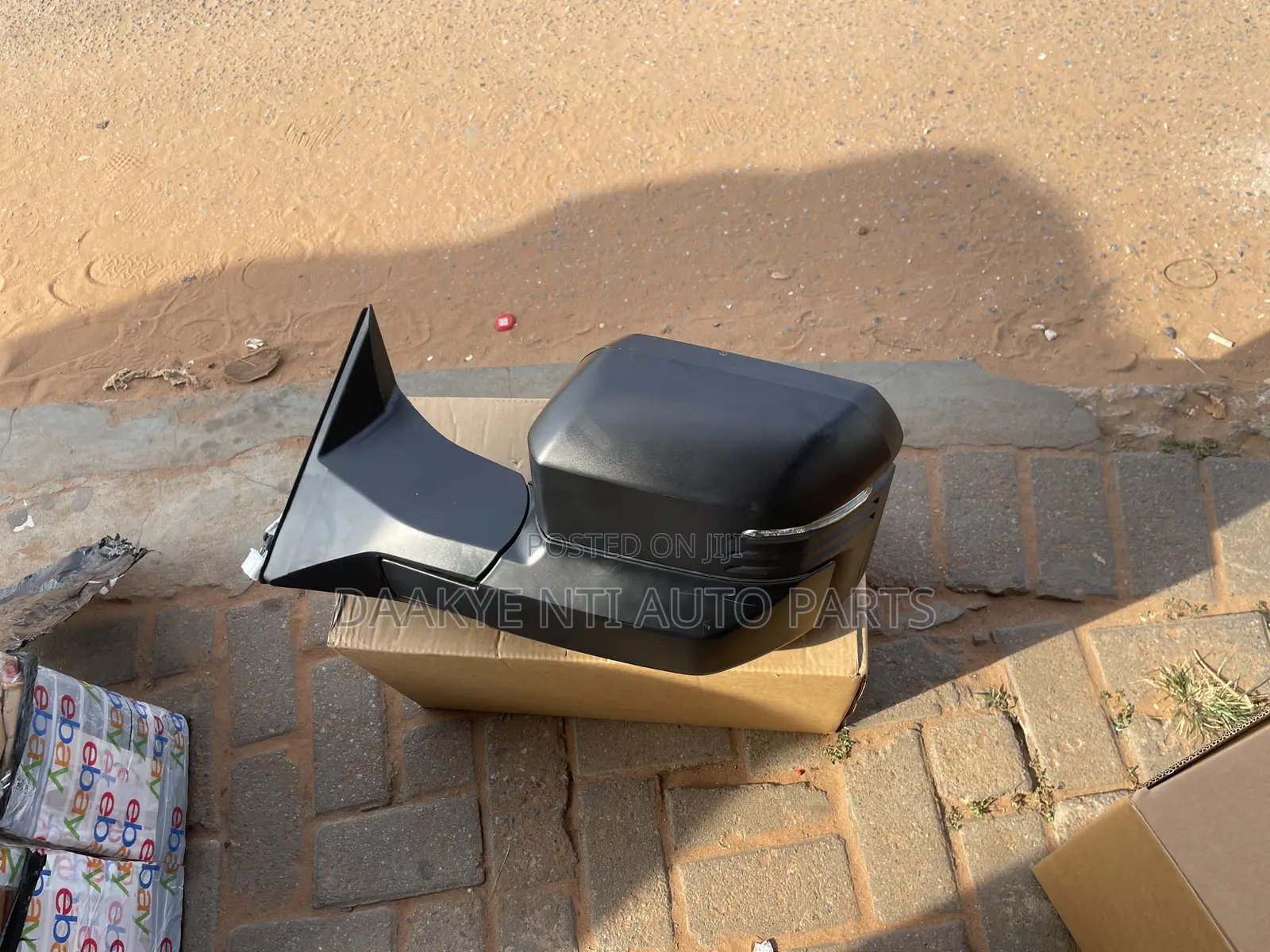 Toyota Tundra 2022-2023-2024-2025 Side Mirror Towing ( Bar Type )
