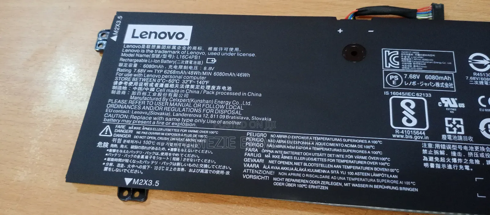 Lenovo Battery Yoga 720 L16c4pb1