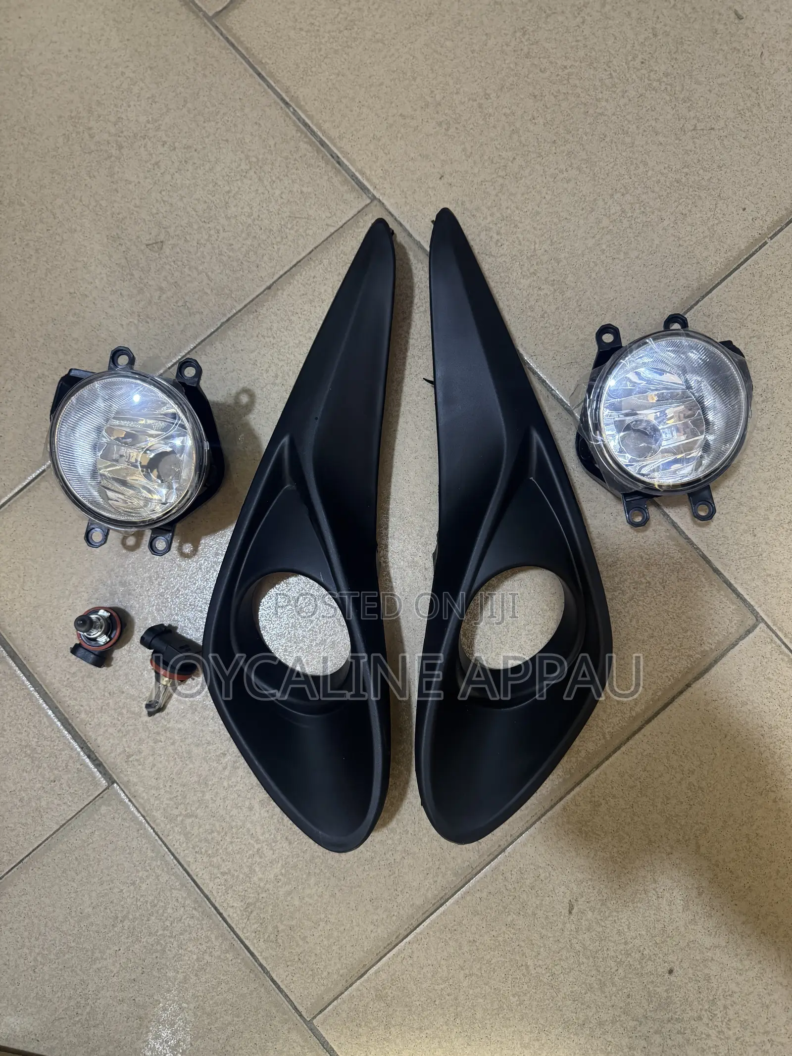 Toyota Prius 2018/2019 Fog Light and Cover With Bulb