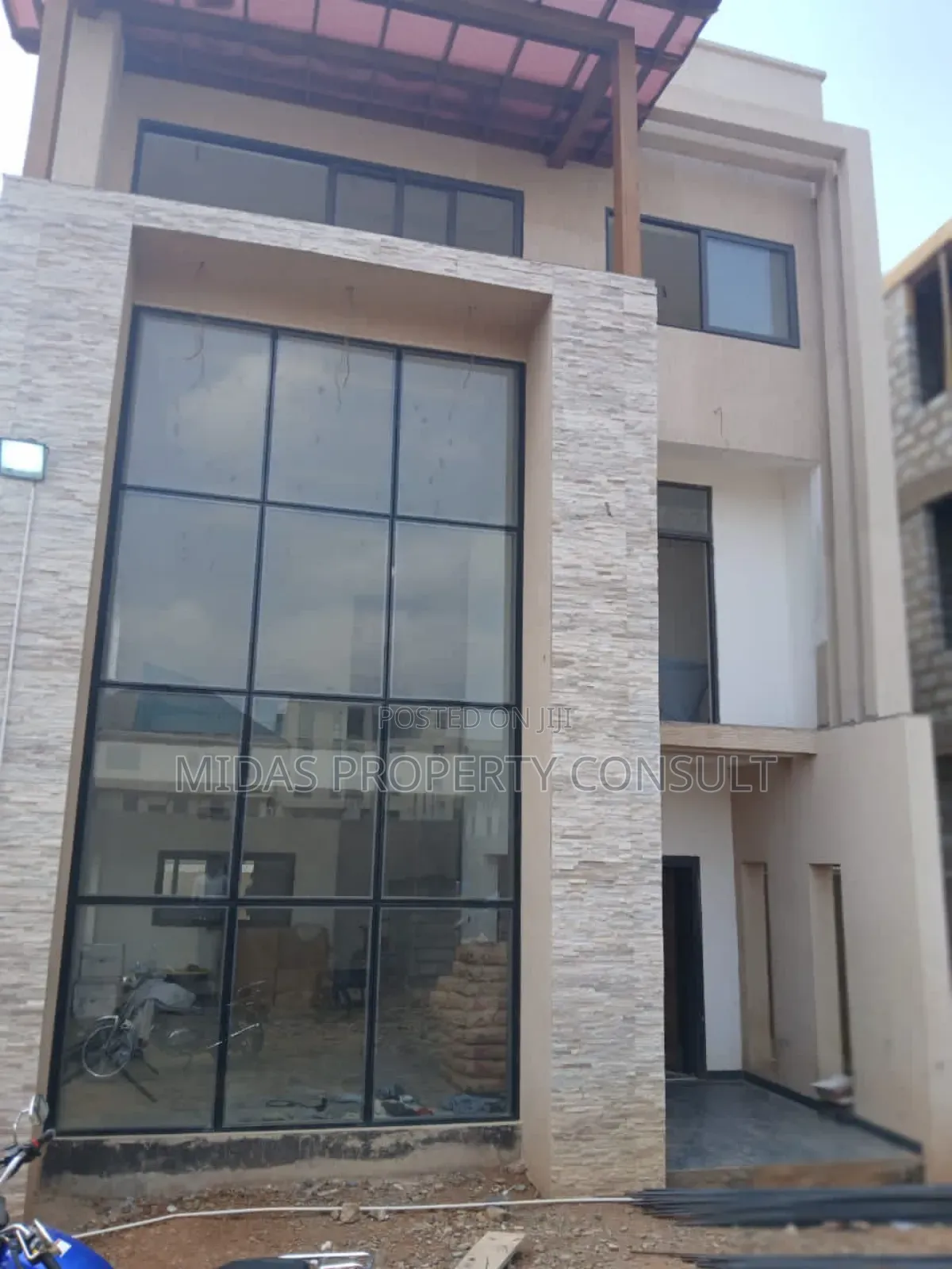 3bdrm House in Tseaddo for sale