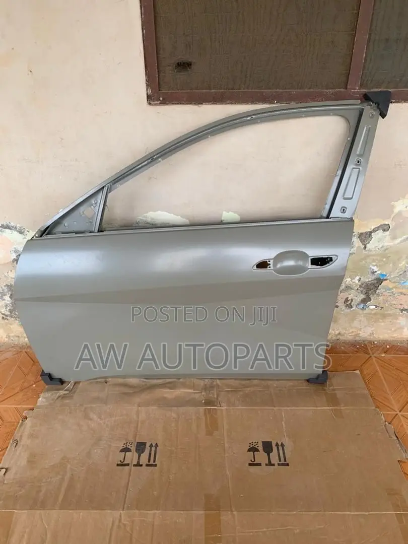 Hyundai Elantra 2021-2023 Doors