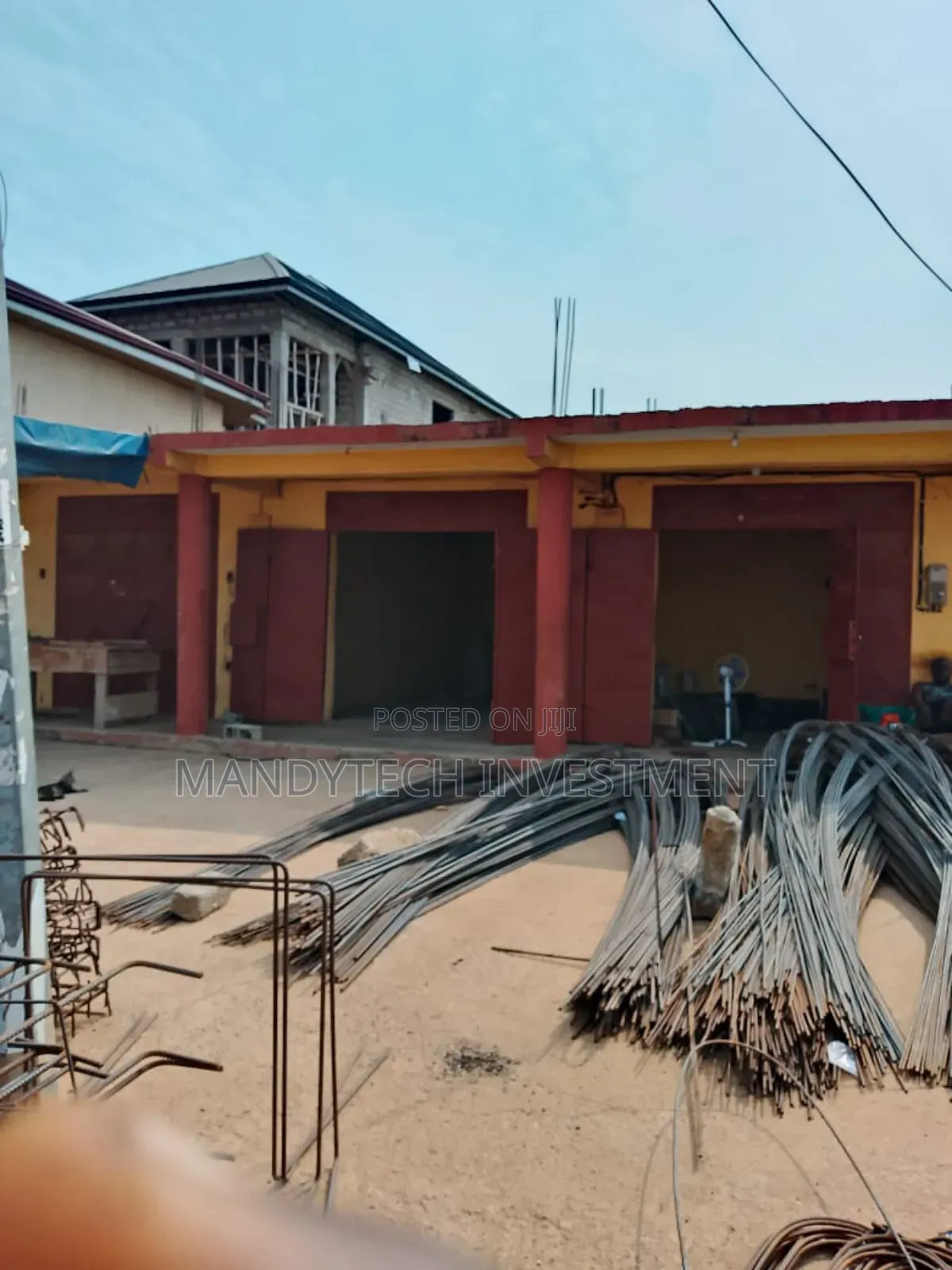 6bdrm House in School Junction for sale