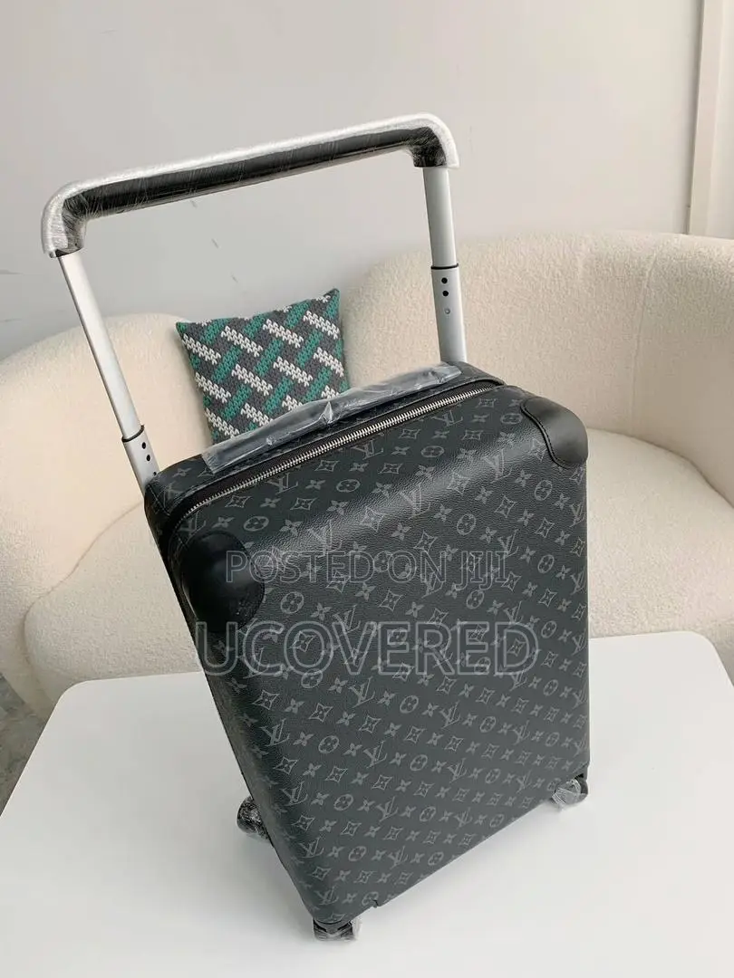 Travel With Luxury Suitcases