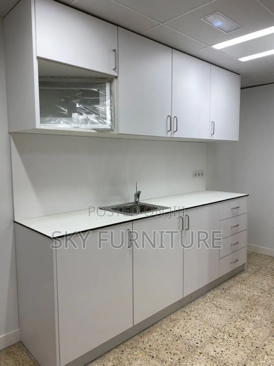 Modern Design: Rich Textured Veneer for an Attractive Look