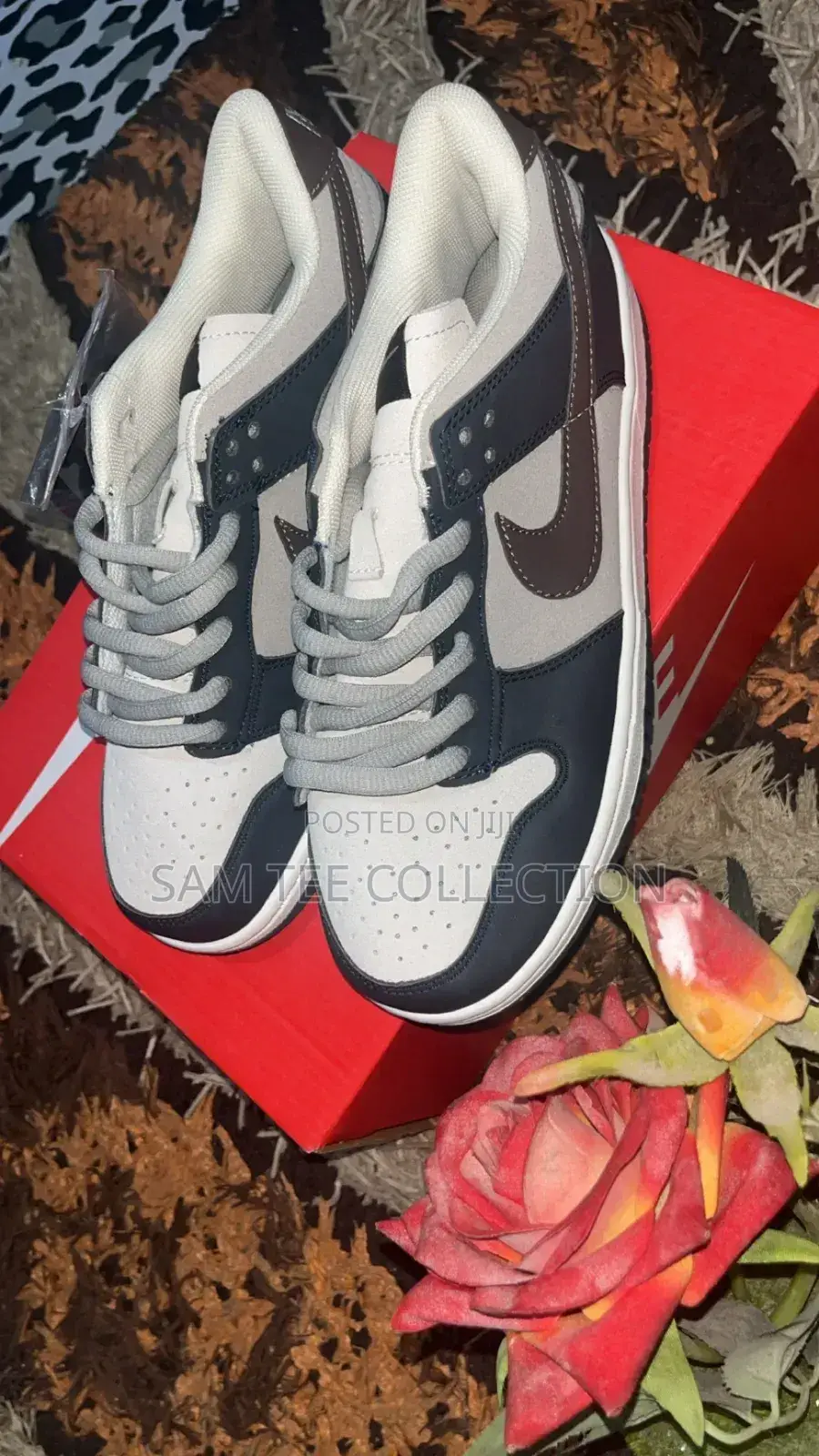 Nike Sb Dunk Low Original. Panda Colour, Blue White.