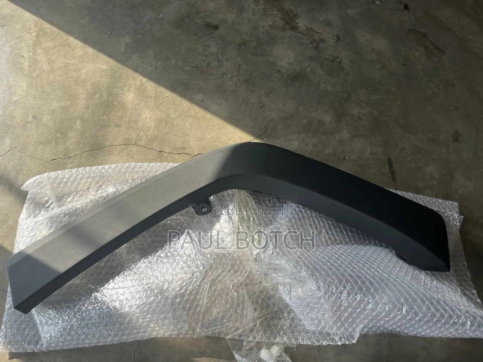 Toyaota Rav4 Back Fender Moulding Pair