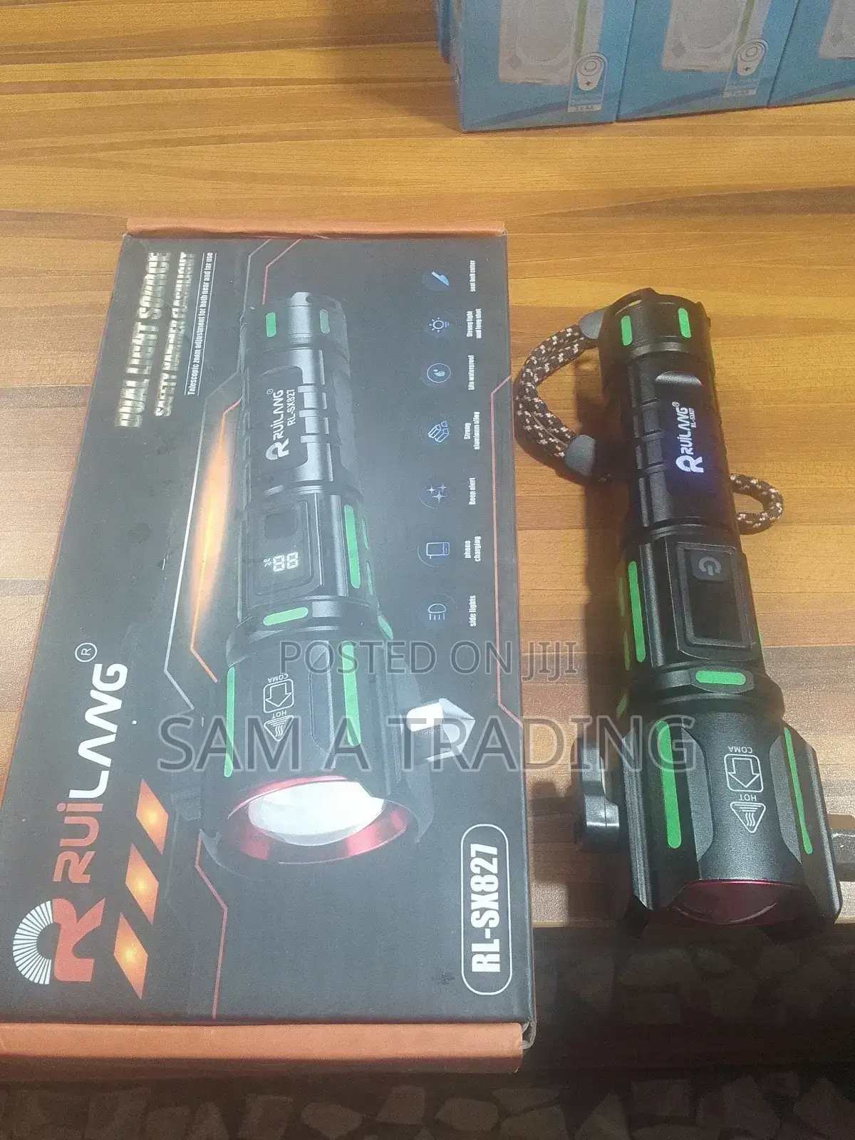 Safety Hammer Flashlight