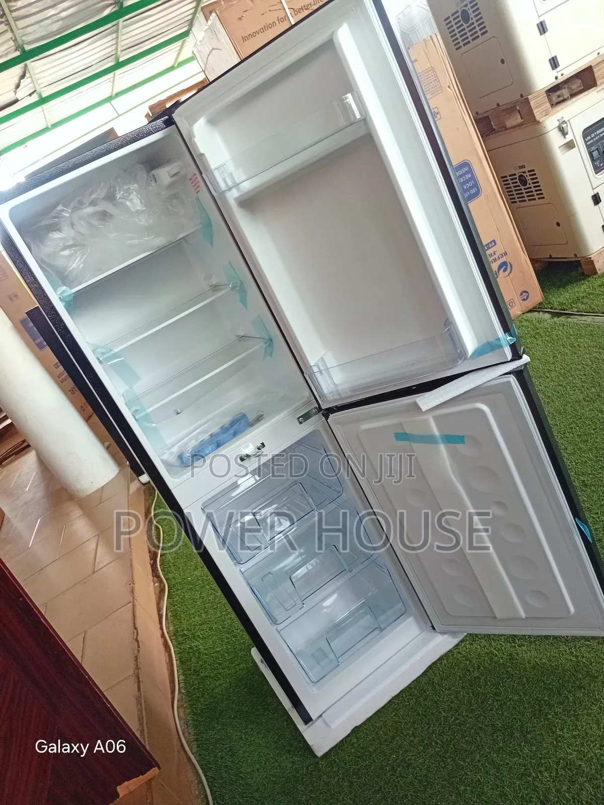 Pearl 102l Compact Refrigerator – Neat Design