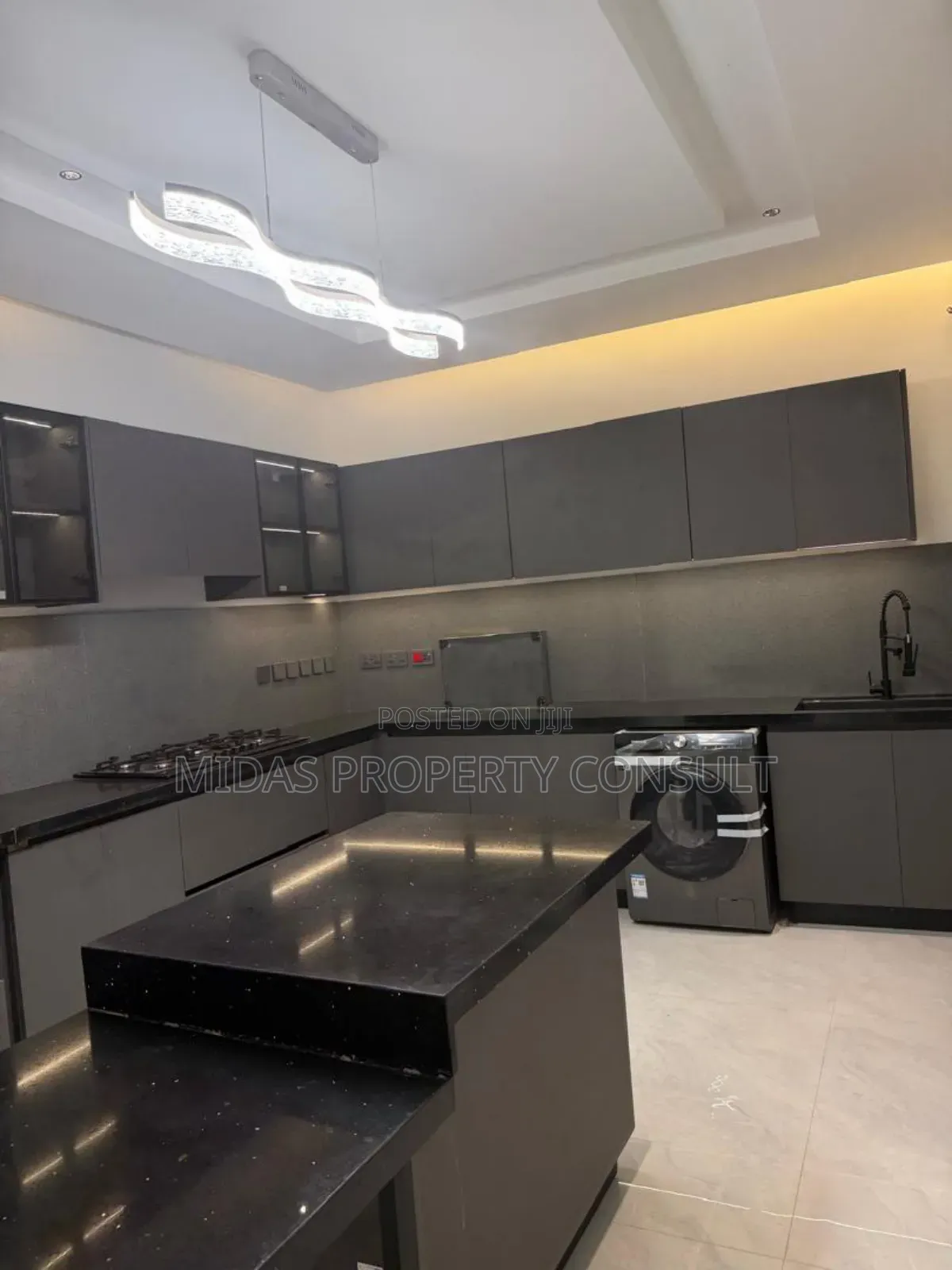 5bdrm House in Tseaddo for sale