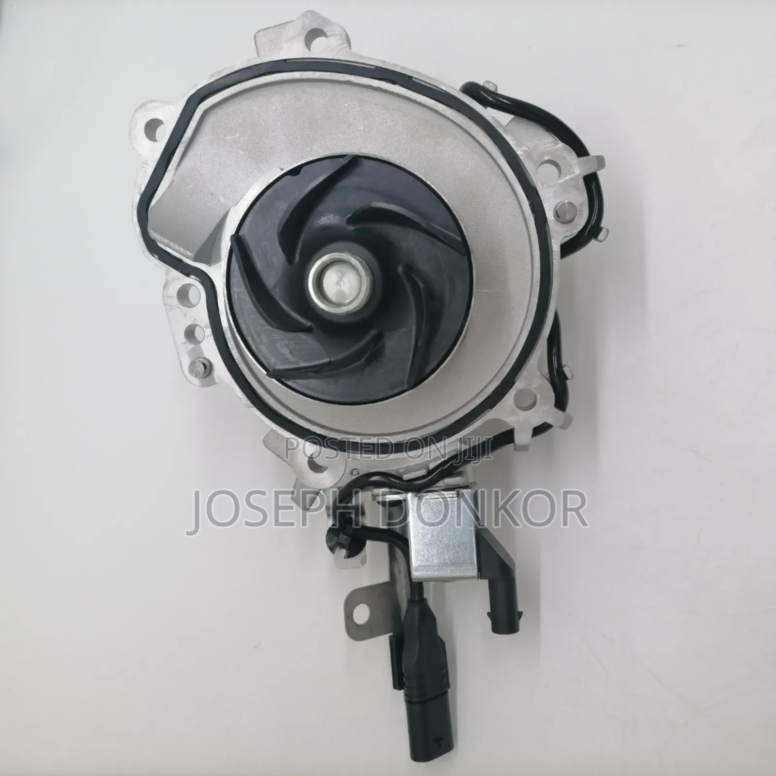 Range Rover Sports Water Pump Diesel 2.0