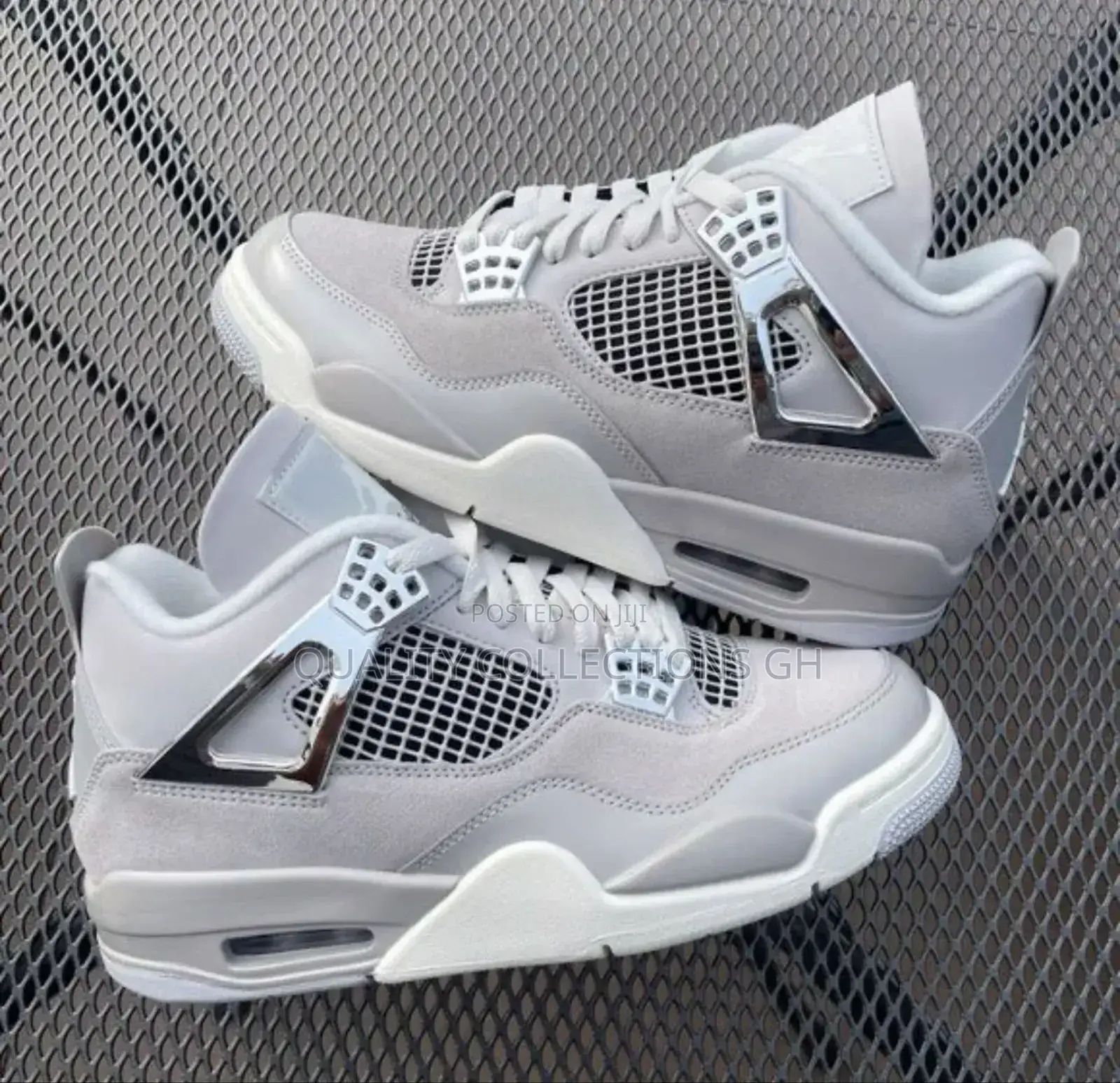 Jordan 4 Retro Frozen Moment