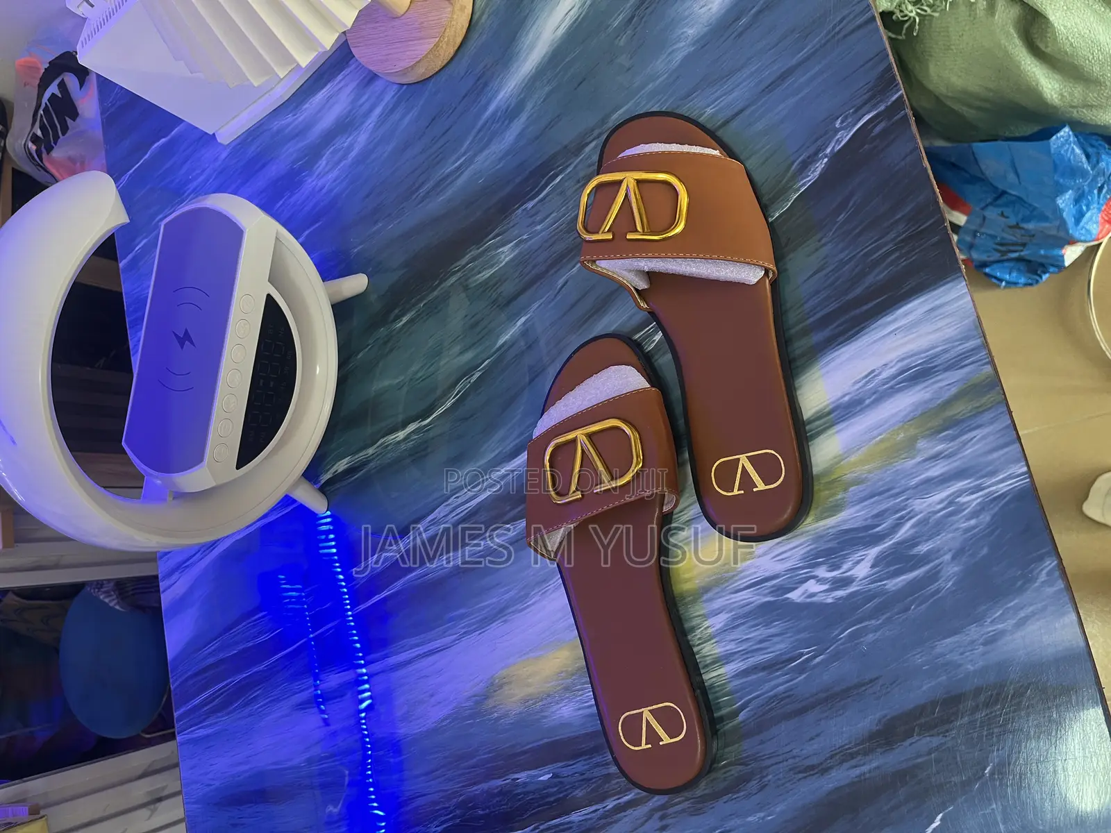 Original v Fashion Flat Slipper