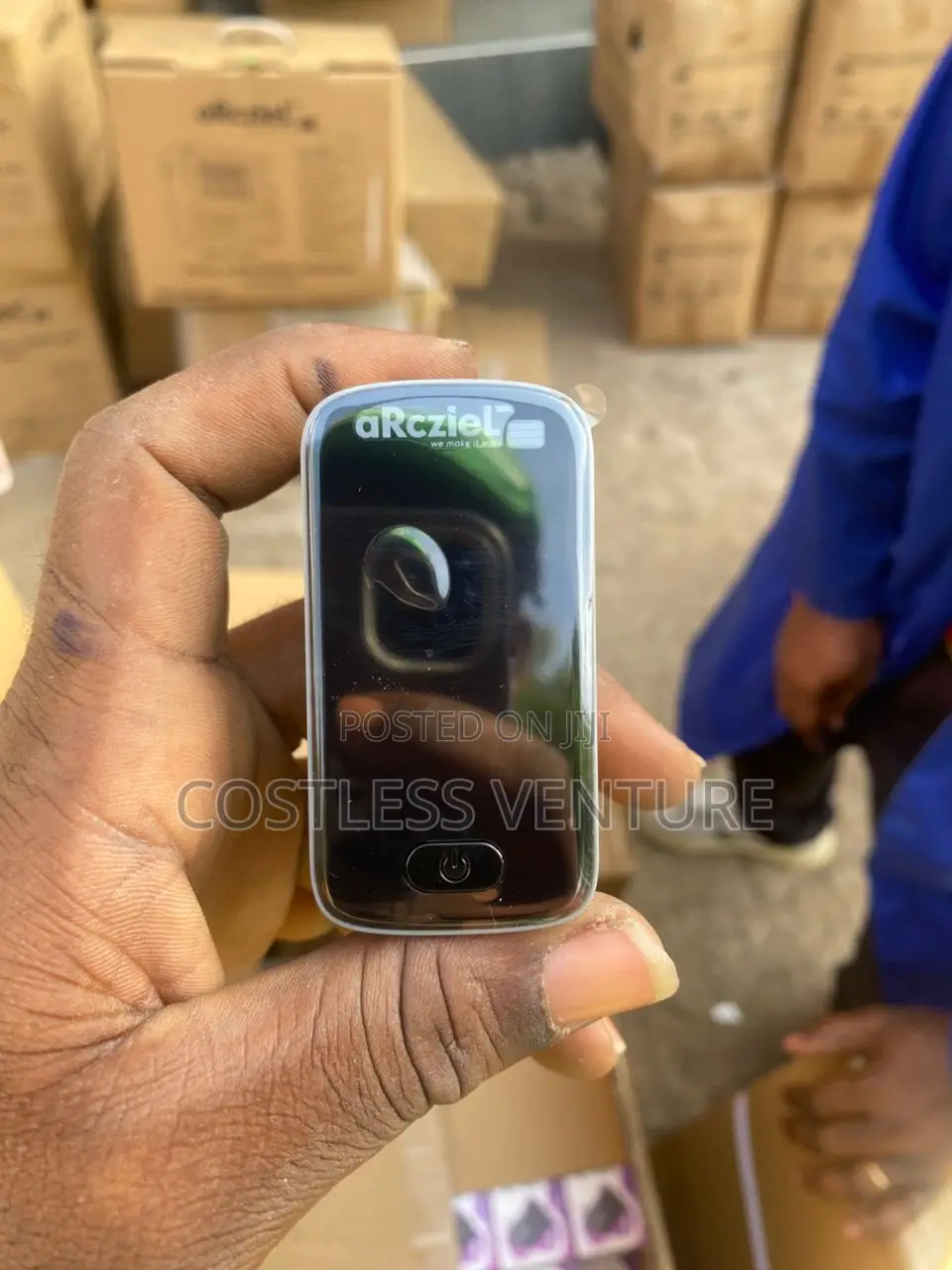 Arcziel Fingertip Pulse Oximeter Black