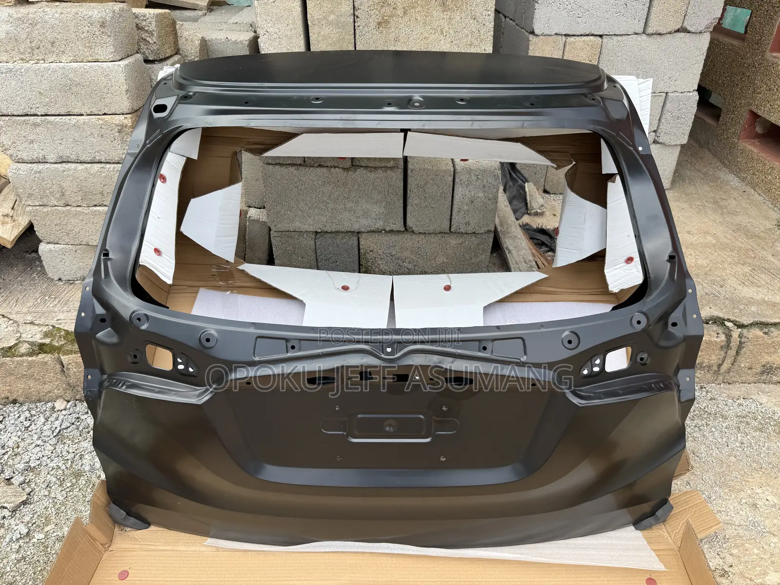 Hrv 2016 - 2022 Back Boot Brand New