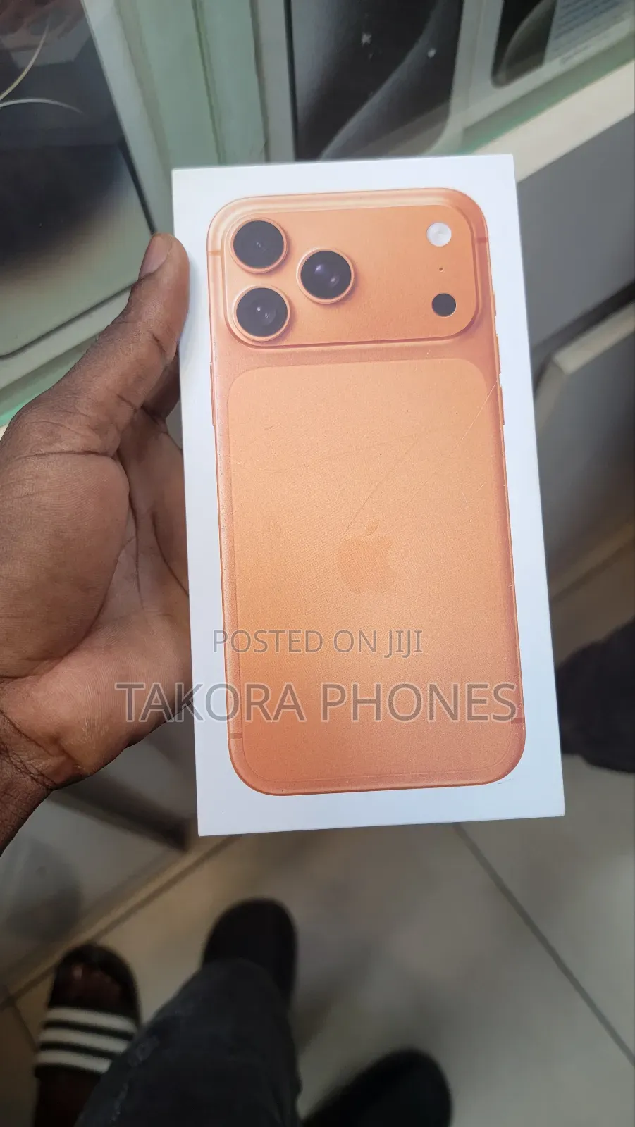 New Apple iPhone 17 Pro 256 GB Orange
