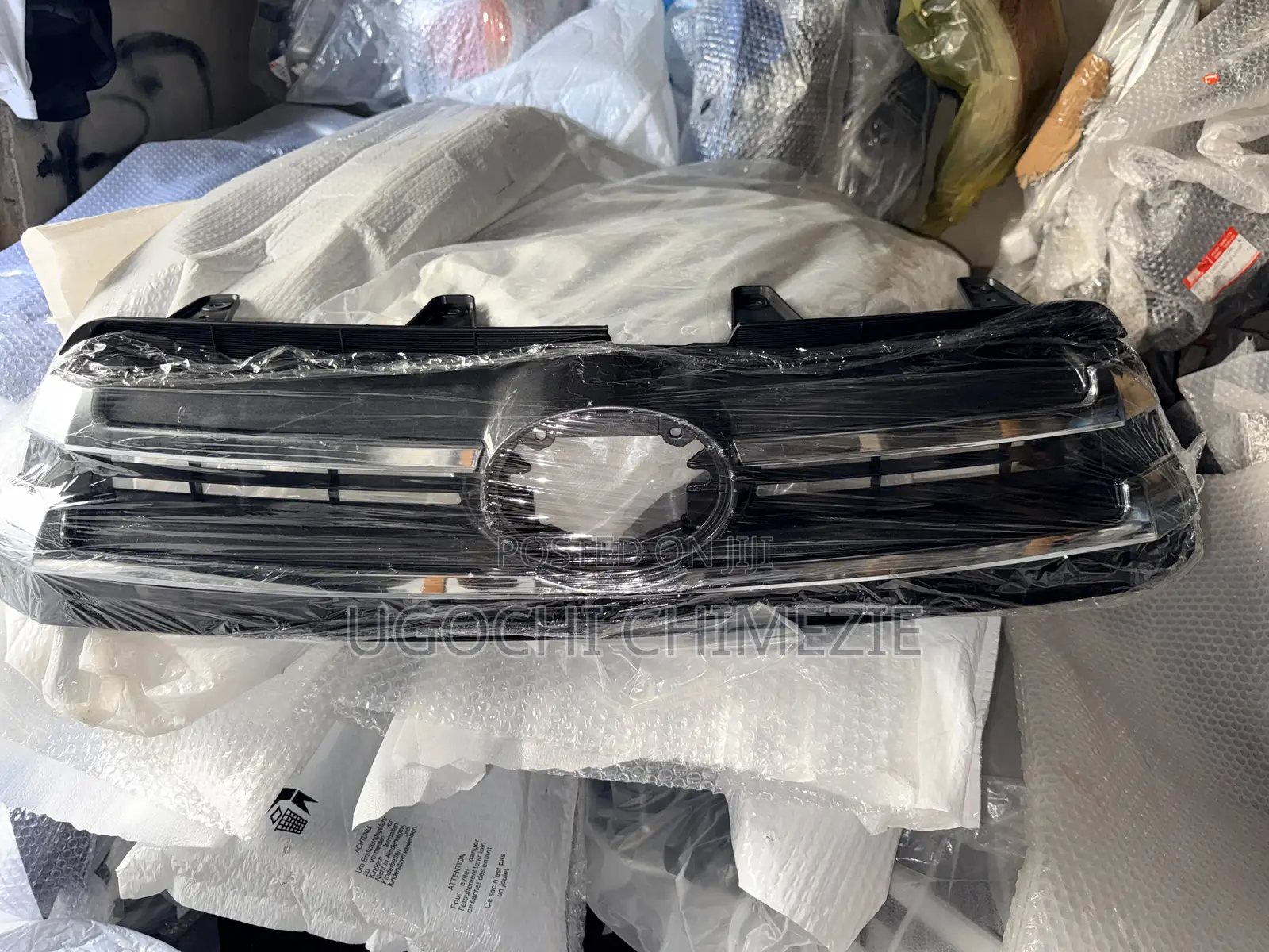 Toyota Highlander2016 /2017/2018/2019 Top Grille/Shells