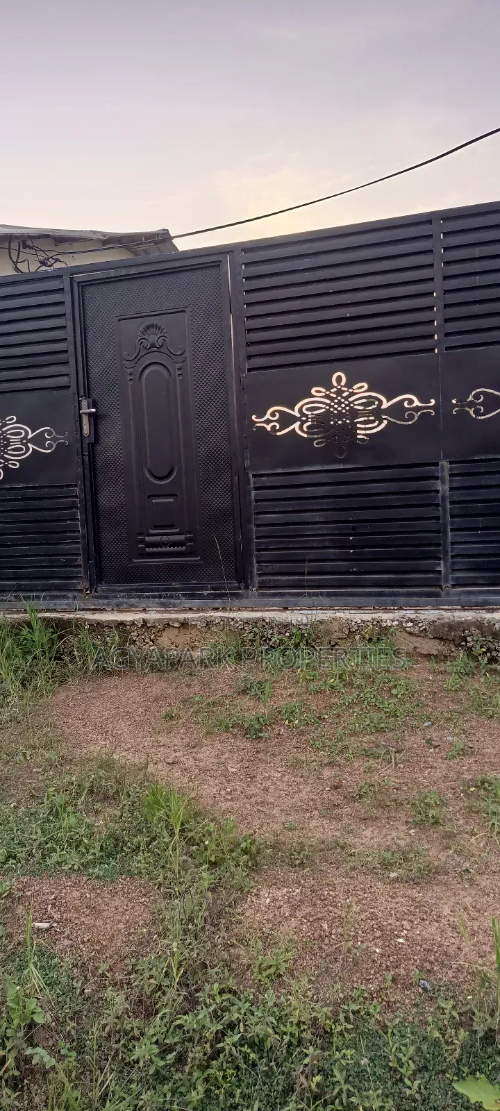 2bdrm House in Ardeman, Amasaman for sale