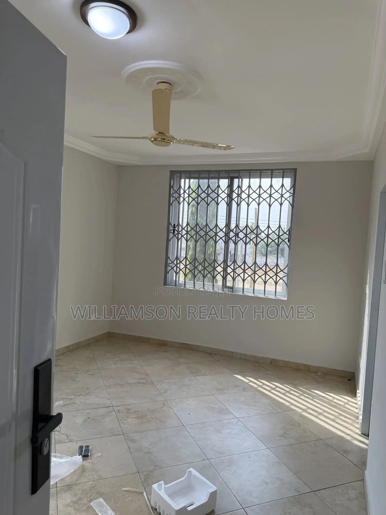 2bdrm Townhouse / Terrace in Community 18 Area, Spintex for rent