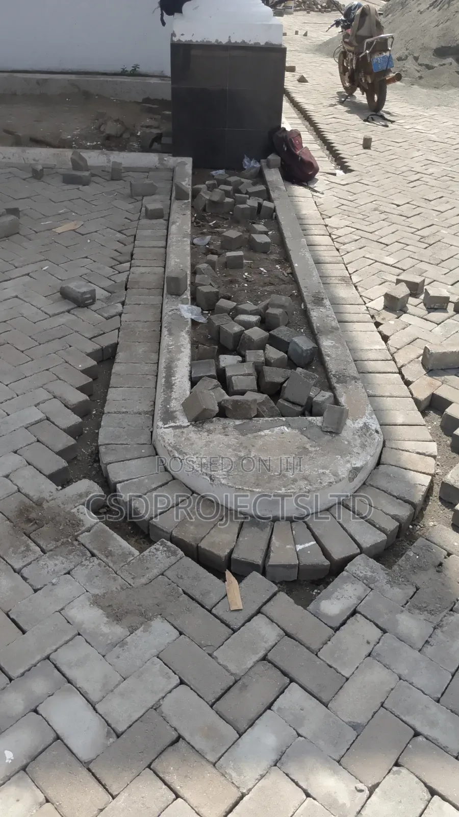 Bricks or Pavement Block Expect