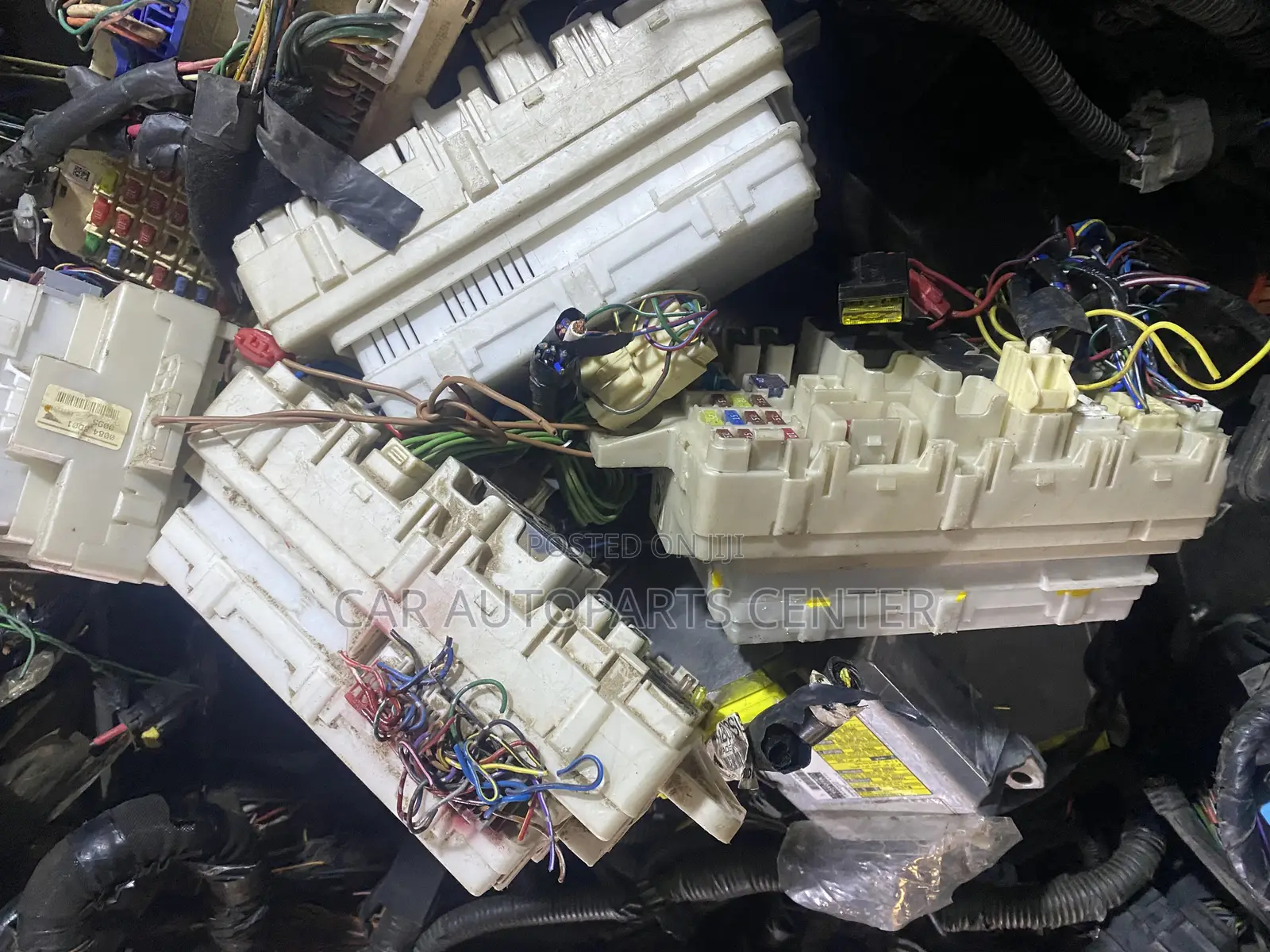 Mitsubishi Mirage Fusebox